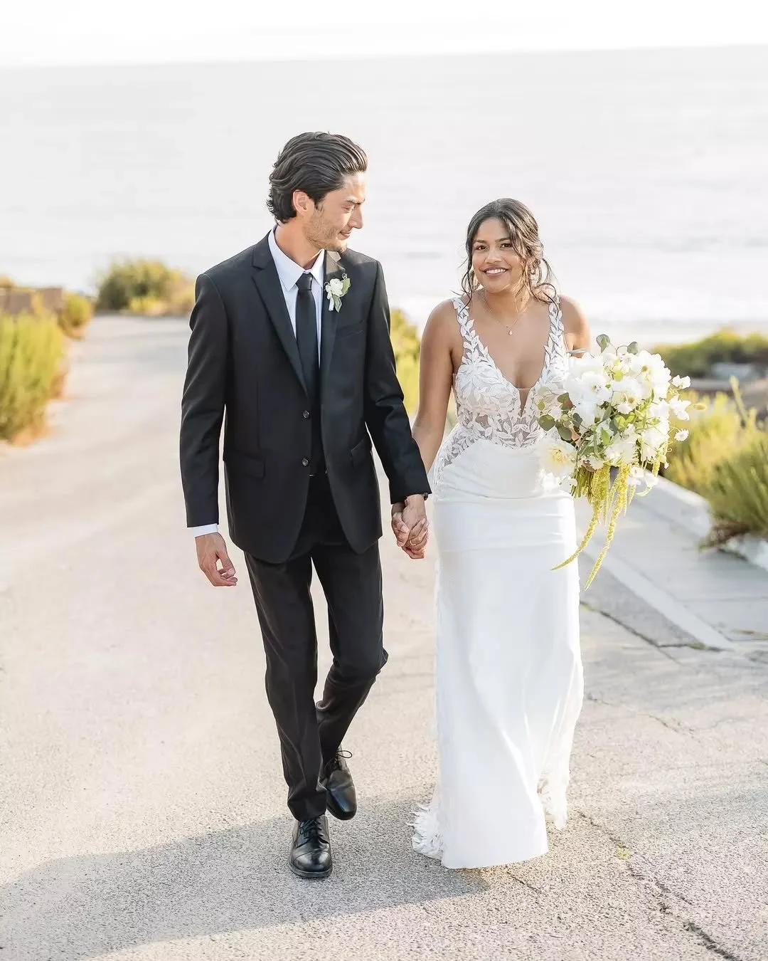 Jade and Jordon
@_jadetaibi
.
.
.
Venue: @schistoriccottage
Wedding Planner: @miya_kay_events
Day of Coordination: @lexi_cc_collective
Photo/Video: @shorelineweddings
Florist: @collectedwithlove
DJ/Entertainment: @dj.alert
Hair: @kendallopez
Makeup: 