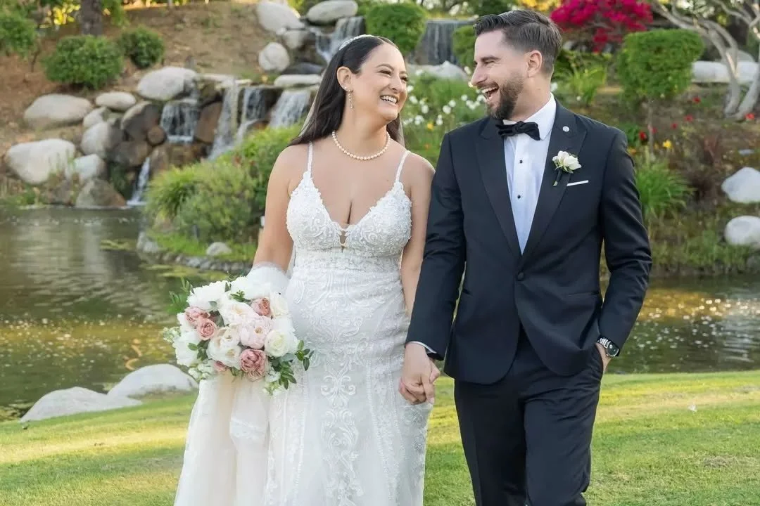 Tarra + Ryan&nbsp;
@tarrabobarra @ryan_cad
.
.
.
Ceremony Venue: @coyotehillsgcevents
Wedding Planner: @ownthedayevents
Florist: @jennybfloraldesign
Photo + Videographer: @shorelineweddings
DJ/Entertainment: @raymond_baker94 / @musicbyroderick
Hair +