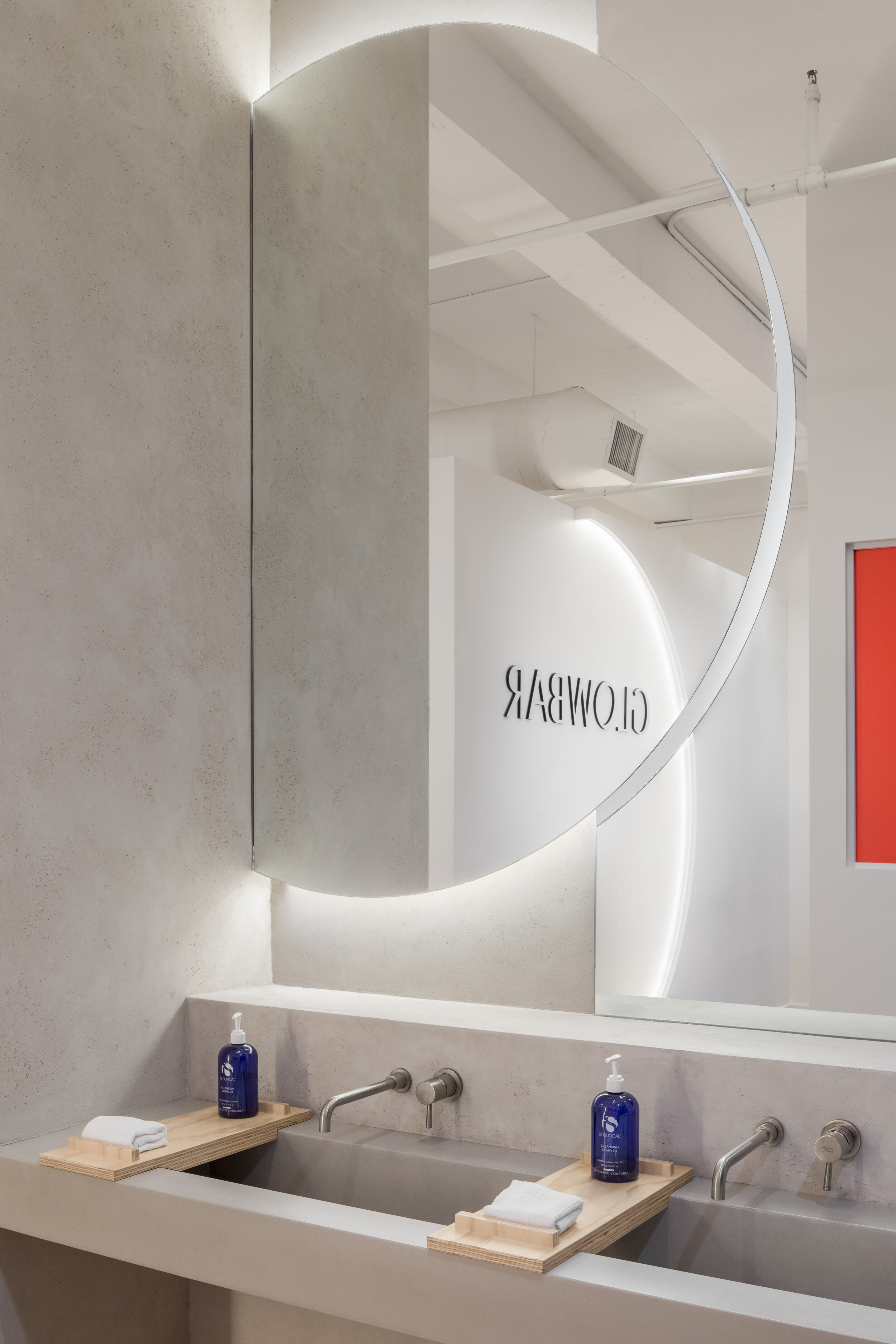 glowbar 3.jpg