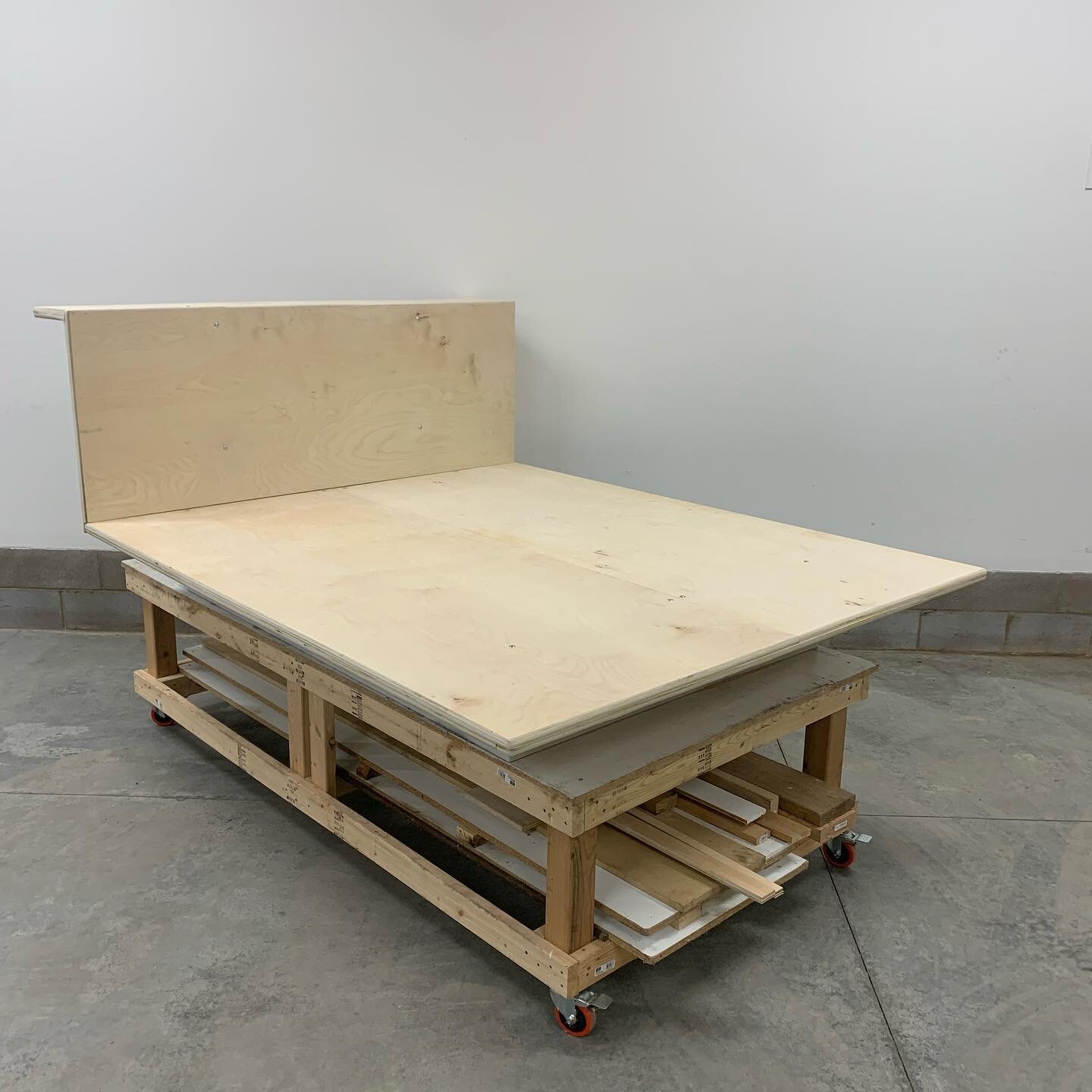 4th prototype of a bed. &ldquo;A bed for S&rdquo; My sis @sararm wanted a type of &ldquo;floating&rdquo; wood bed, the initial idea w a few modifications and two tries later I&rsquo;m very pleased w the results. This is steel framed w birch, top shel