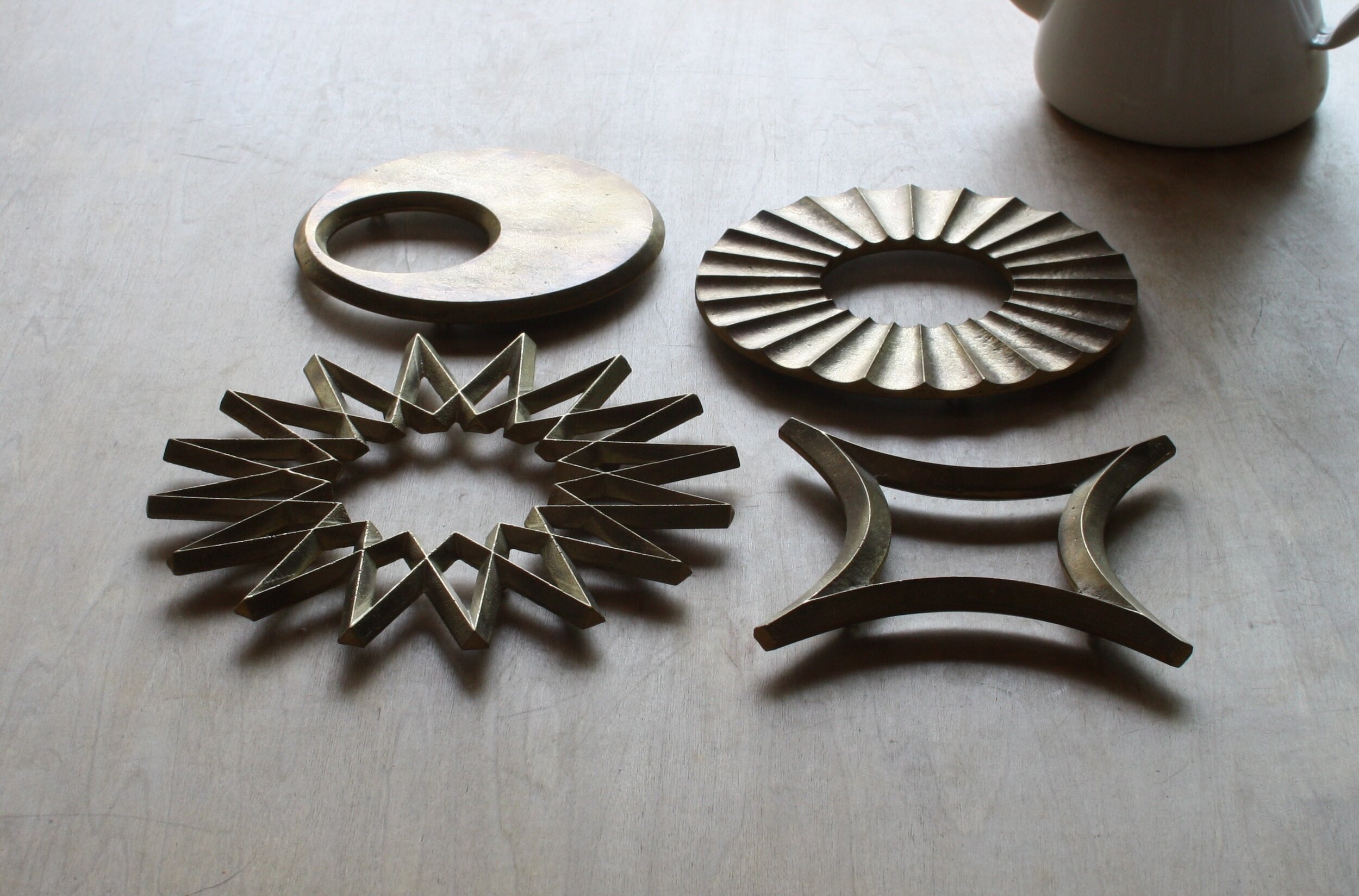 FUTAGAMI_Trivets_3.jpg