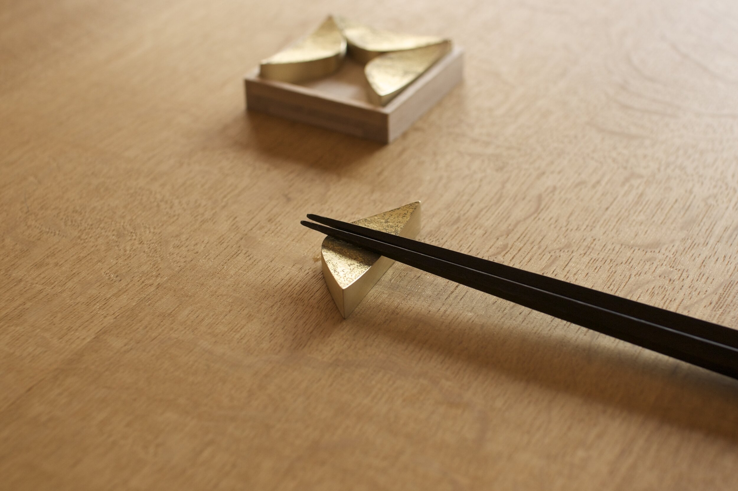FUTAGAMI_Chopstick_Rest_5.jpg