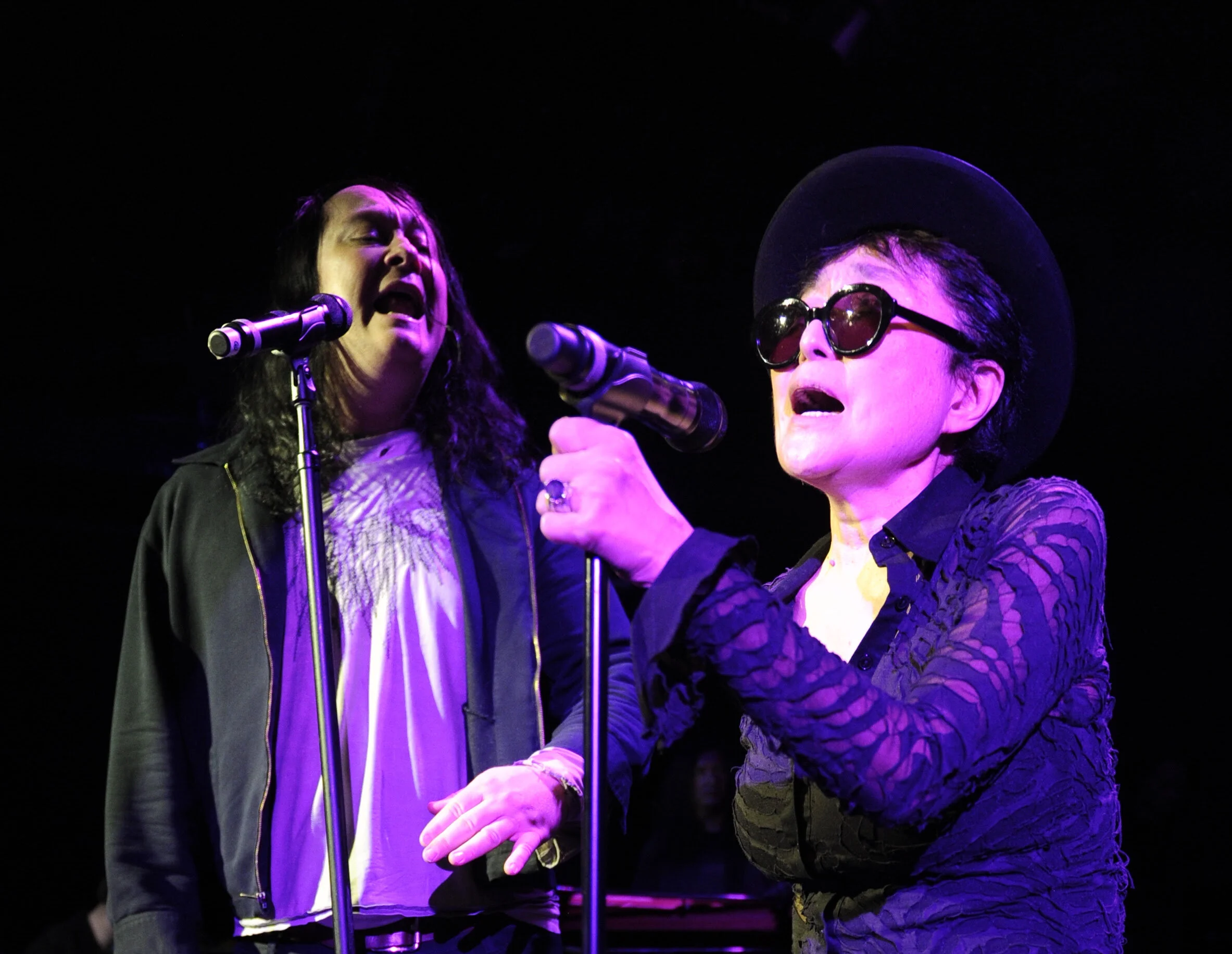 Anohni &amp; Yoko Share “I Love You Earth” (2015 Version) via Chimera, Proceeds To Rainforest Trust, 'I LOVE YOU EARTH' On Billboards Across The UK