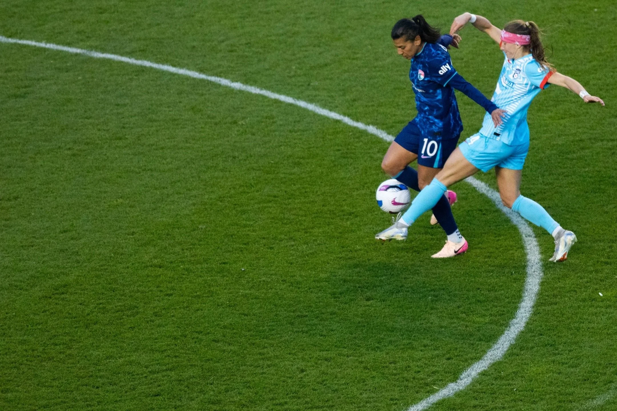 Kenza Dali (10) of San Diego Wave FC and Ally Schlegel (34) of Chicago Stars battle for the ball during the NWSL match between Chicago Stars and San Diego Wave at SeatGeek Stadium on April 26, 2025 in Bridgeview, Illinois.