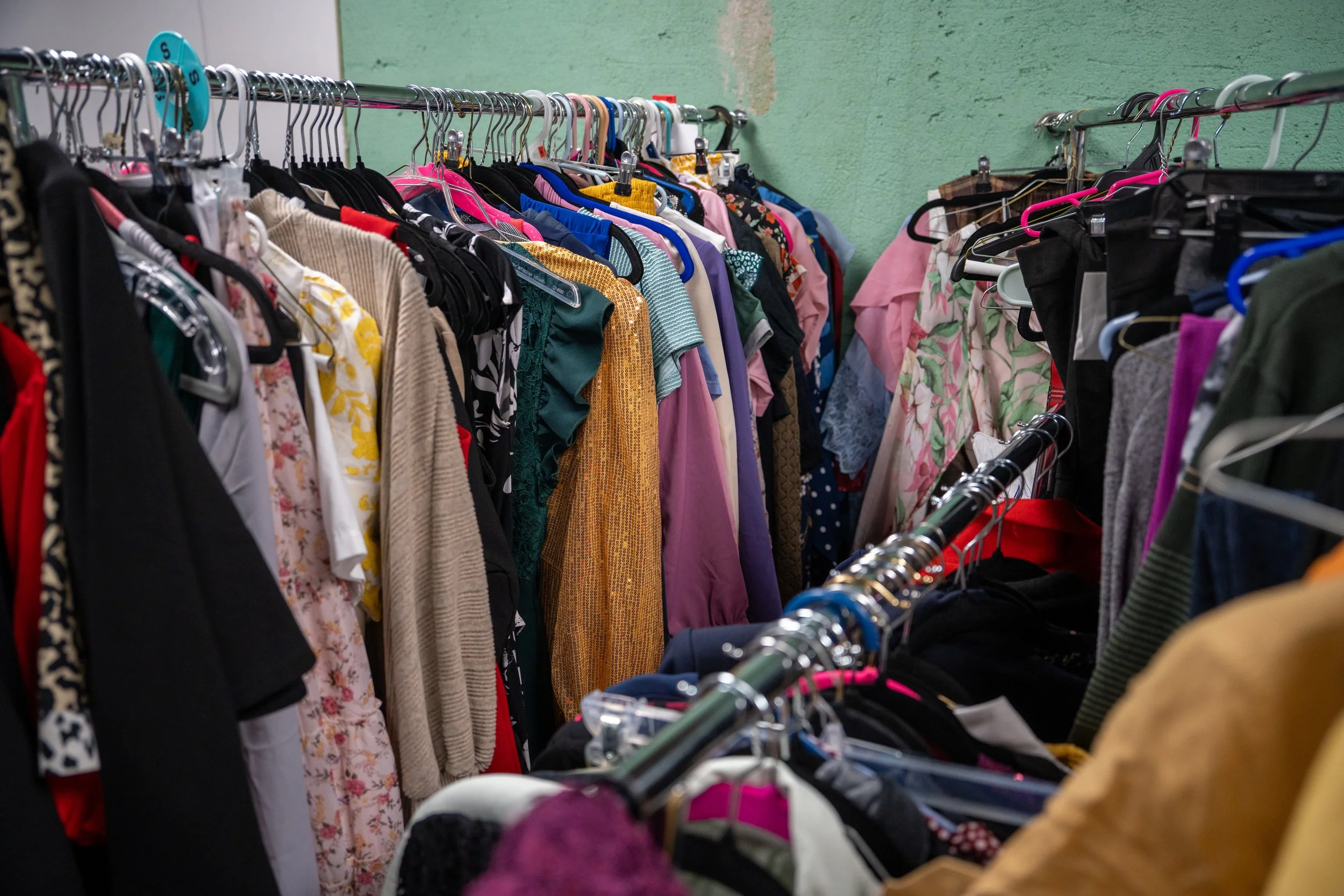 051526_ClothingCloset_AR_103.jpg