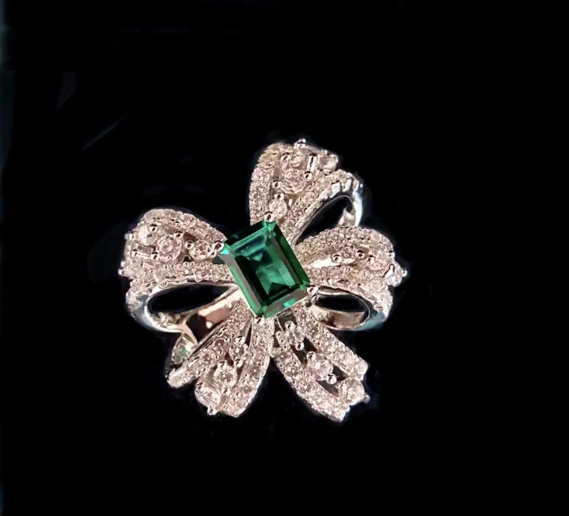 Emerald Bow Ring