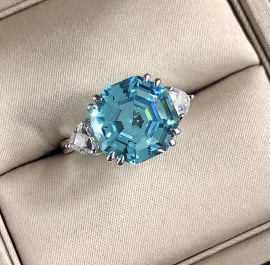 Accessible Luxury Jewels