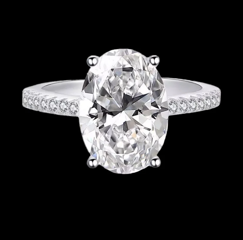 Oval Moissanite Ring