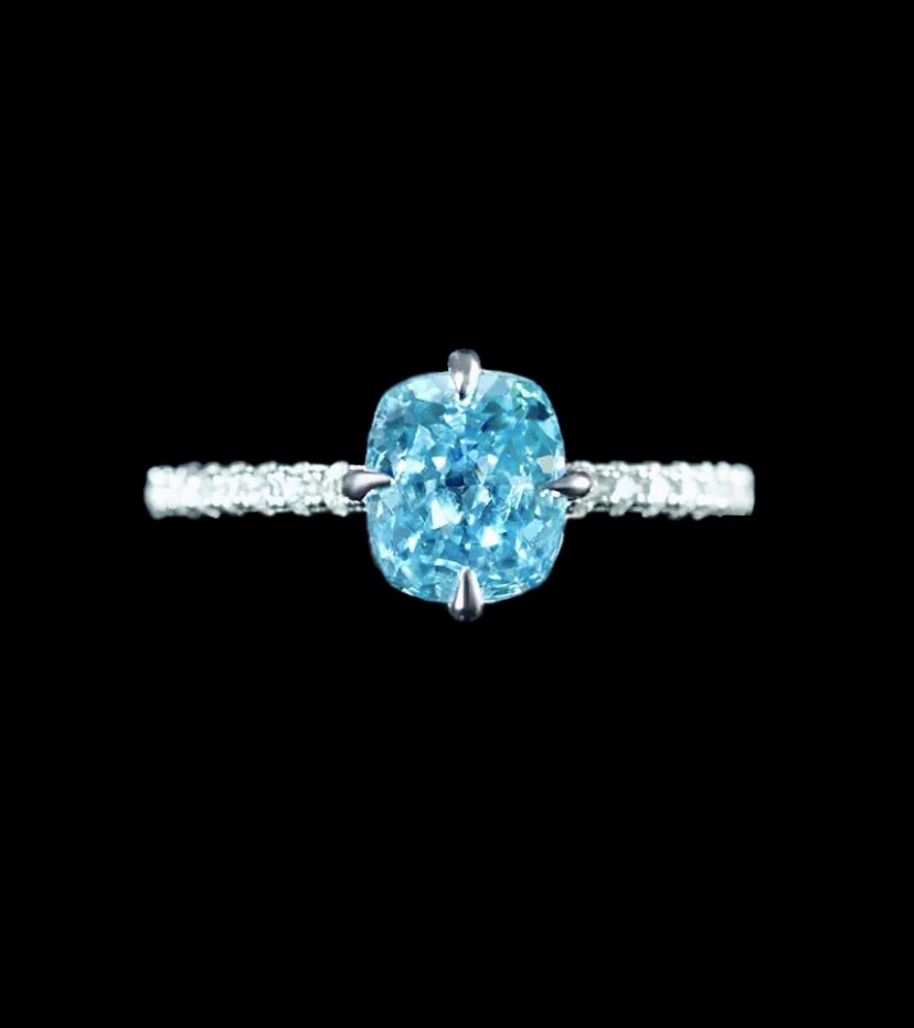 Oval Aquamarine Ring