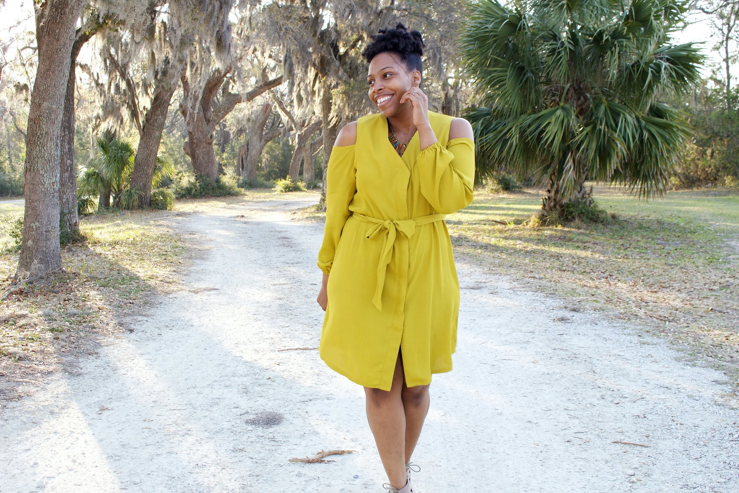 Cold Shoulder Viscose Crepe Dress : Butterick 6462