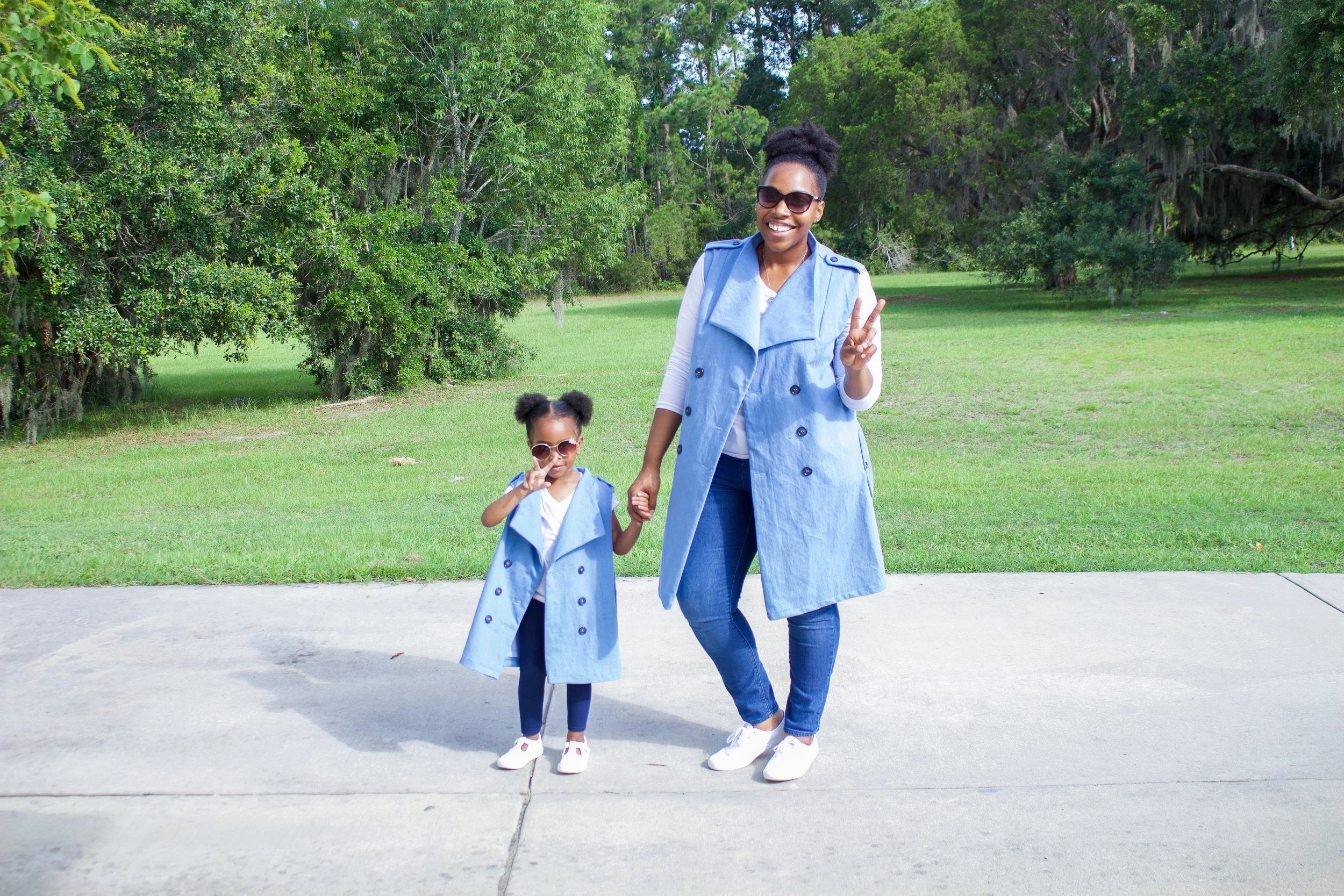 Denim Sleeveless Trench Coat: McCalls 7749