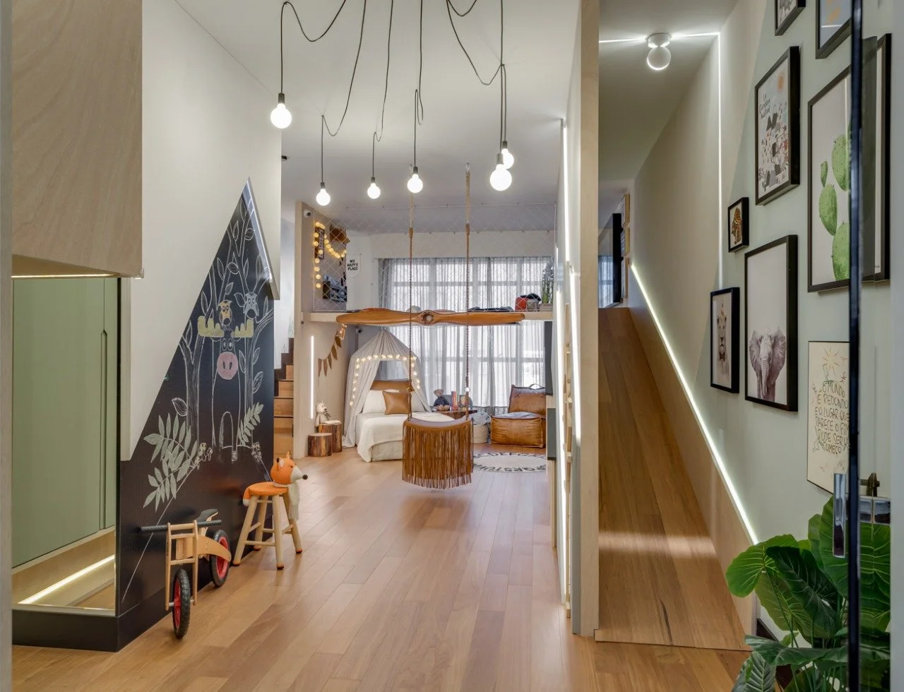 TRIÂNGULO HARDWOOD FLOORING