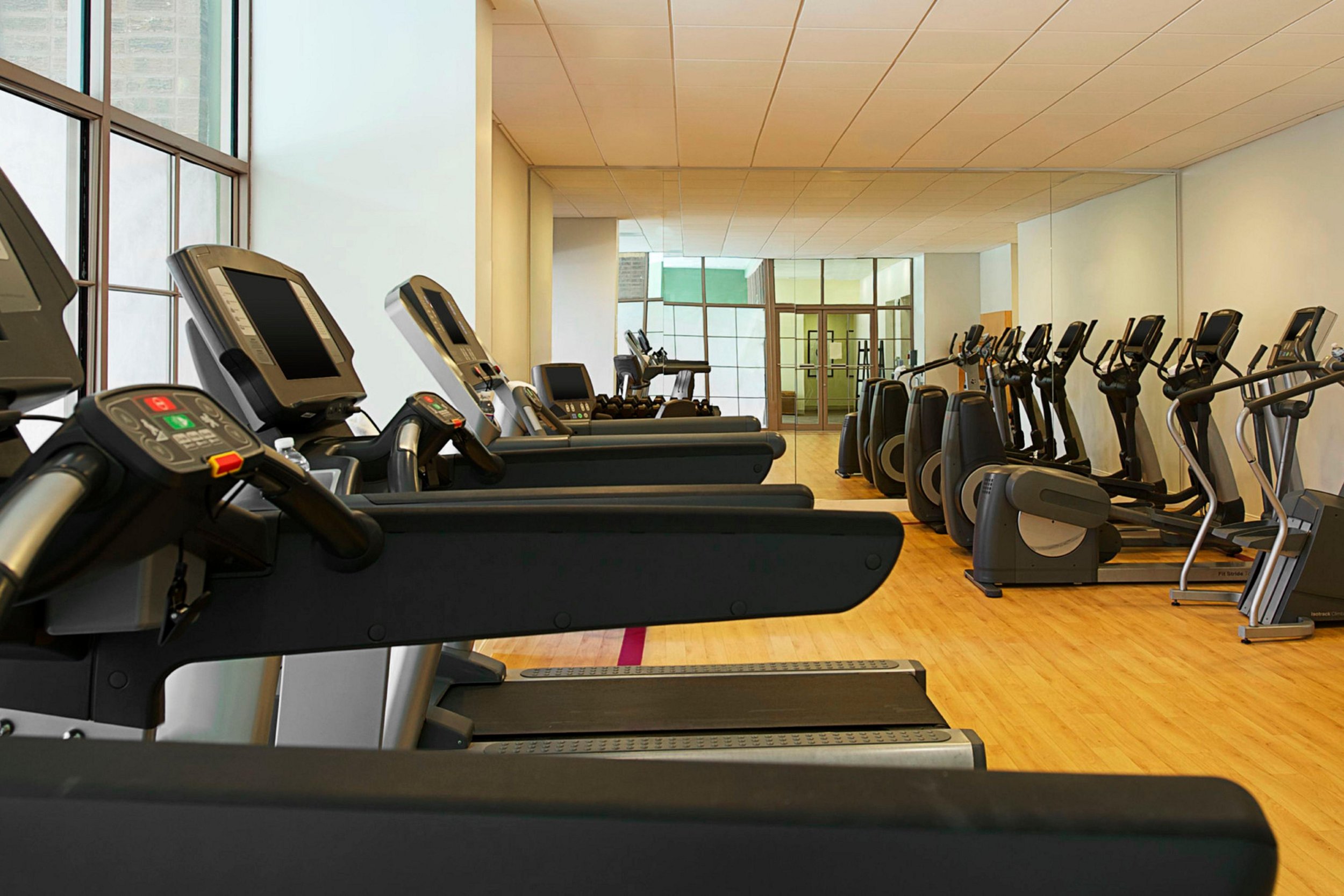 crowne-plaza-annapolis-4037147531-3x2.jpeg
