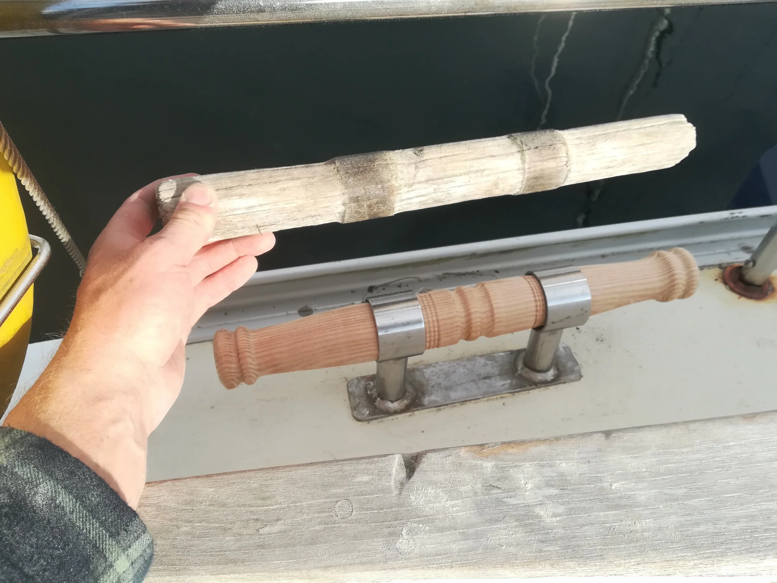 Turning wood with lathe for my own sailboat's clits.