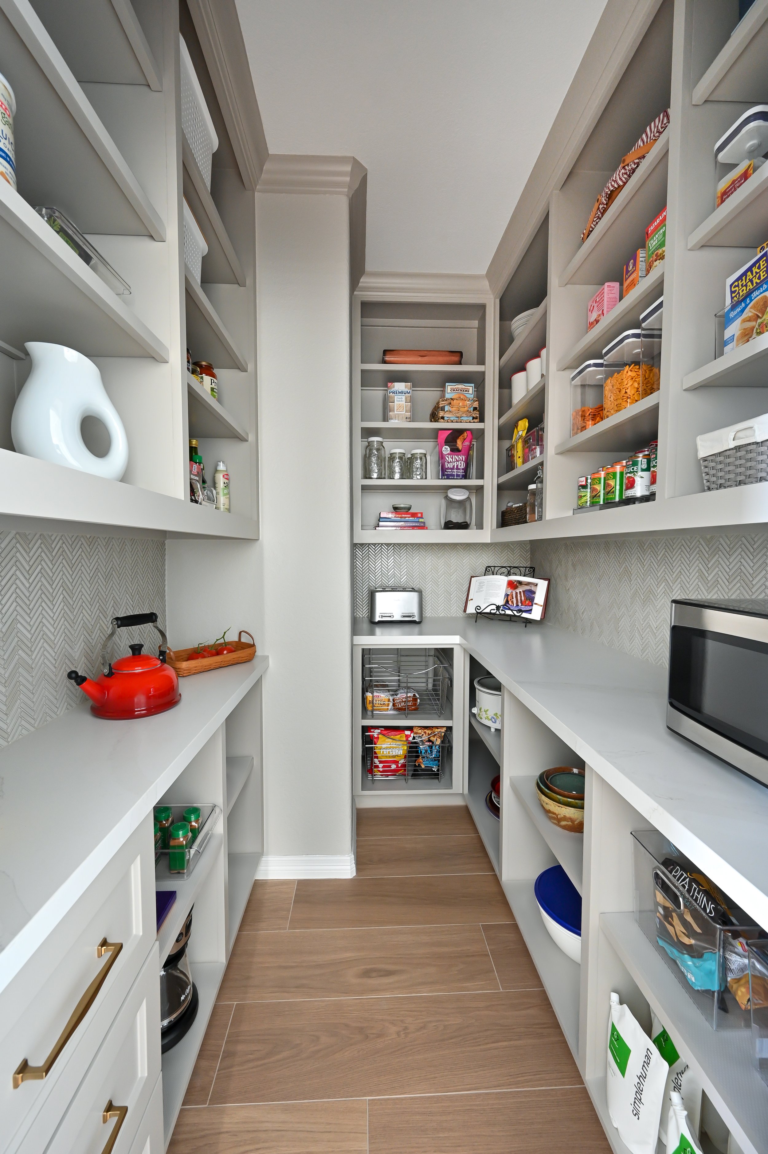 Pantry1.jpg