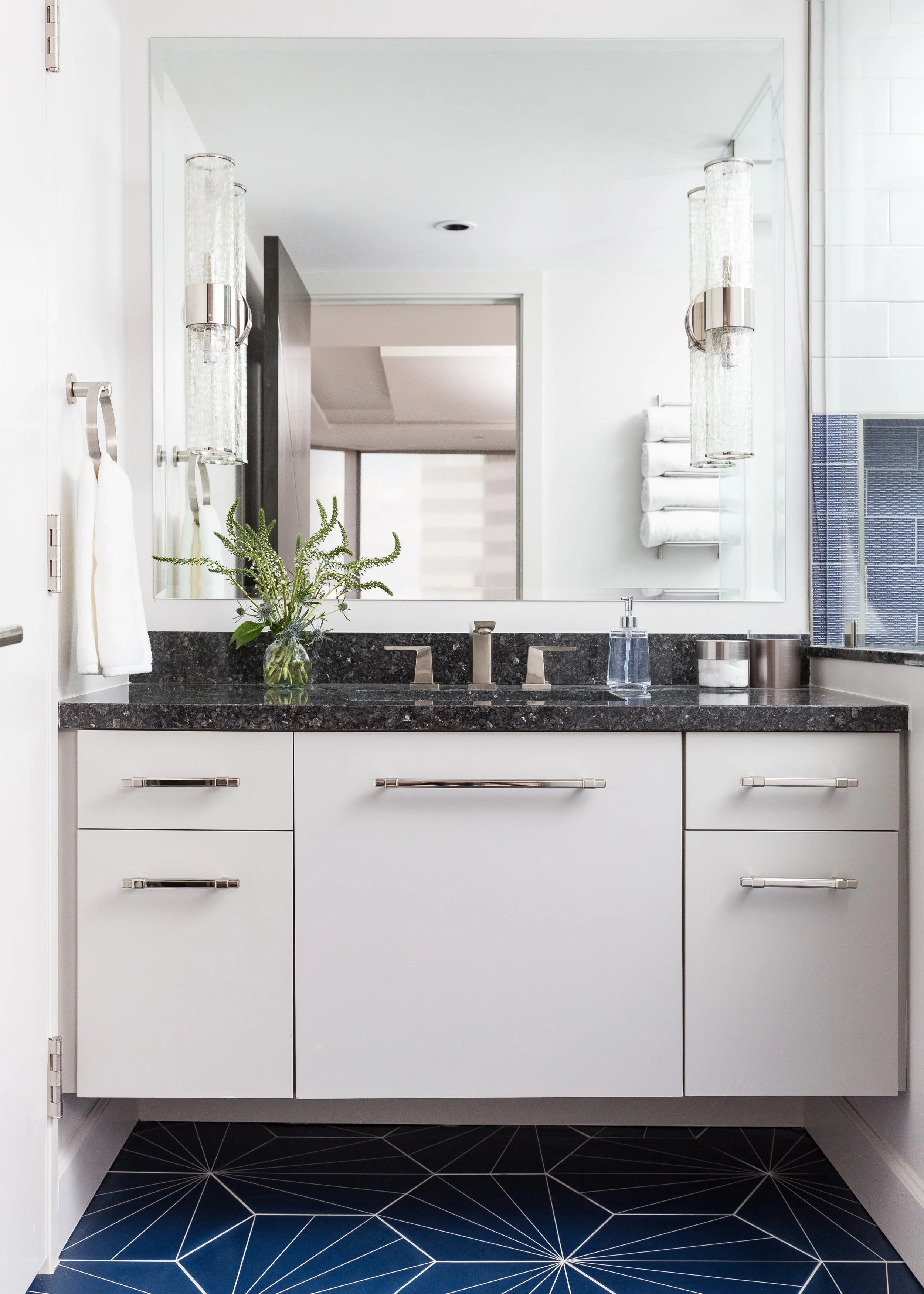 TS29GuestBath2.jpg