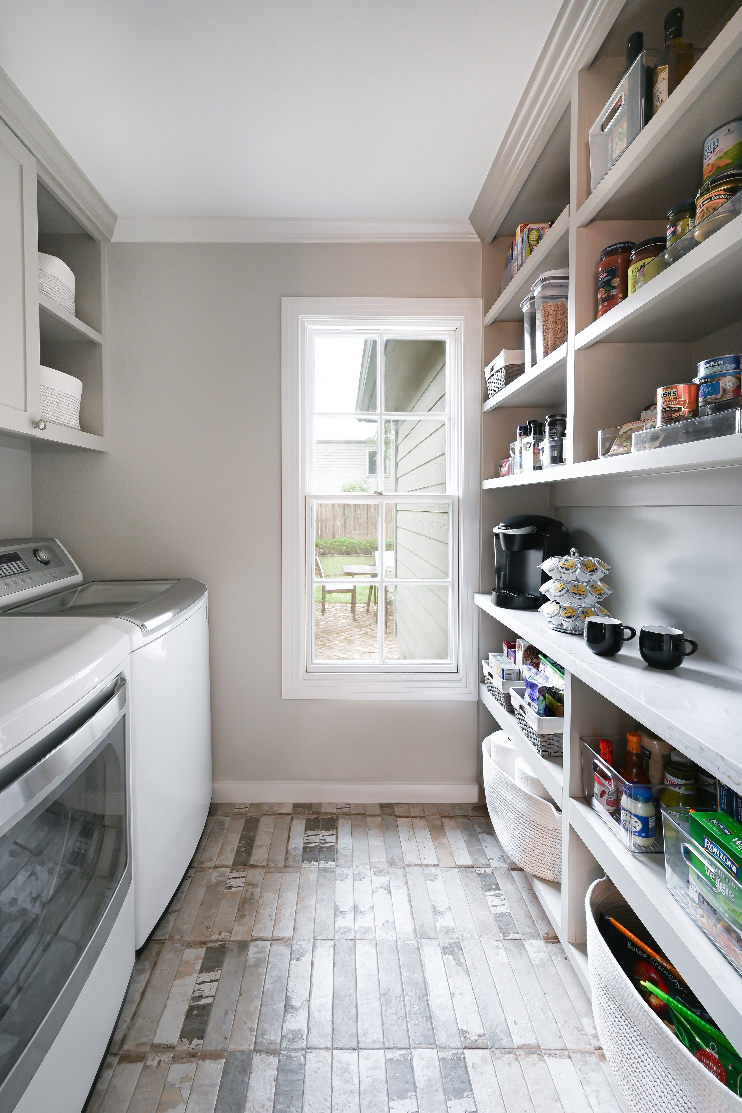 Pantry-Laundry1.jpg