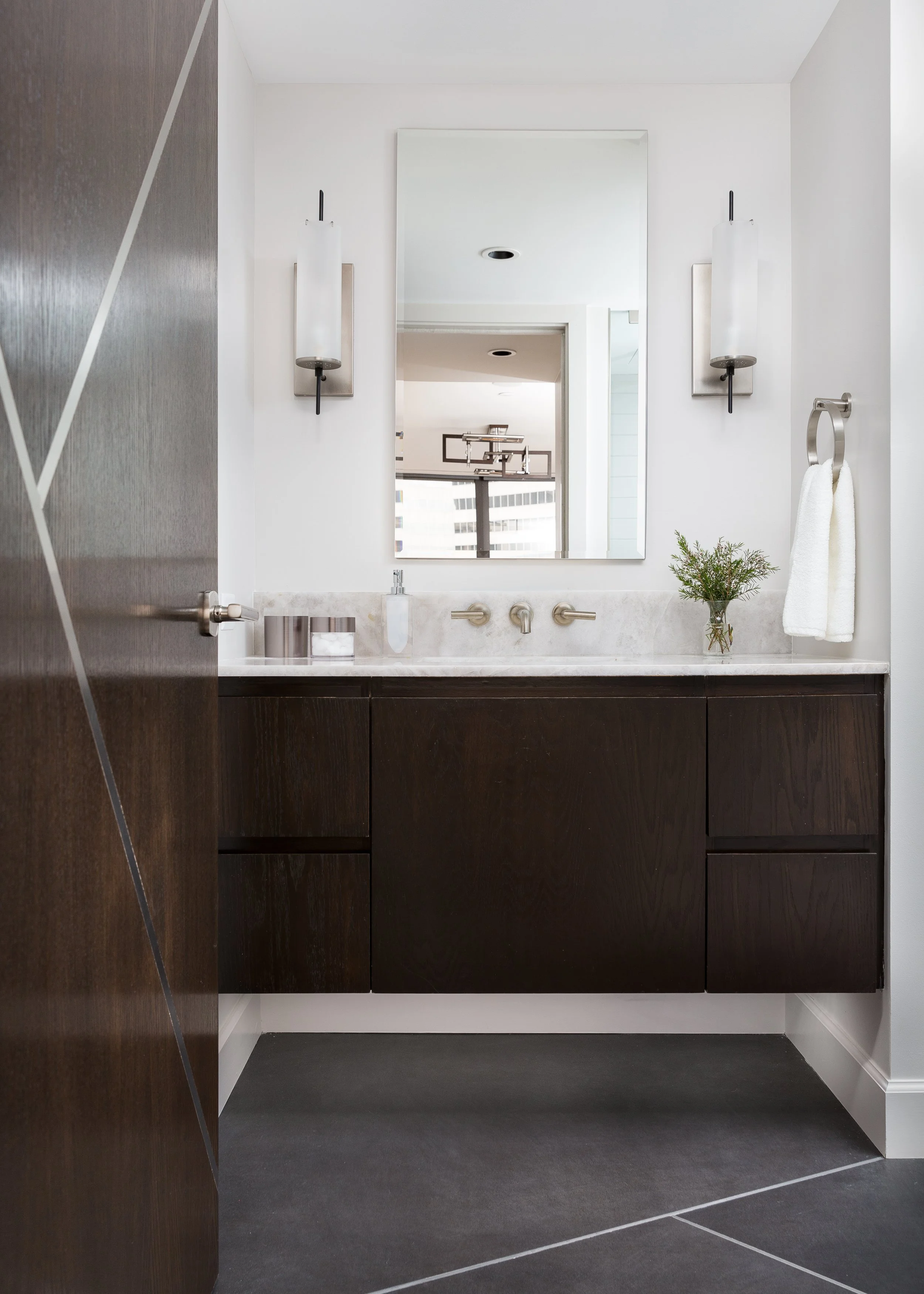 TS29MasterBath1.jpg