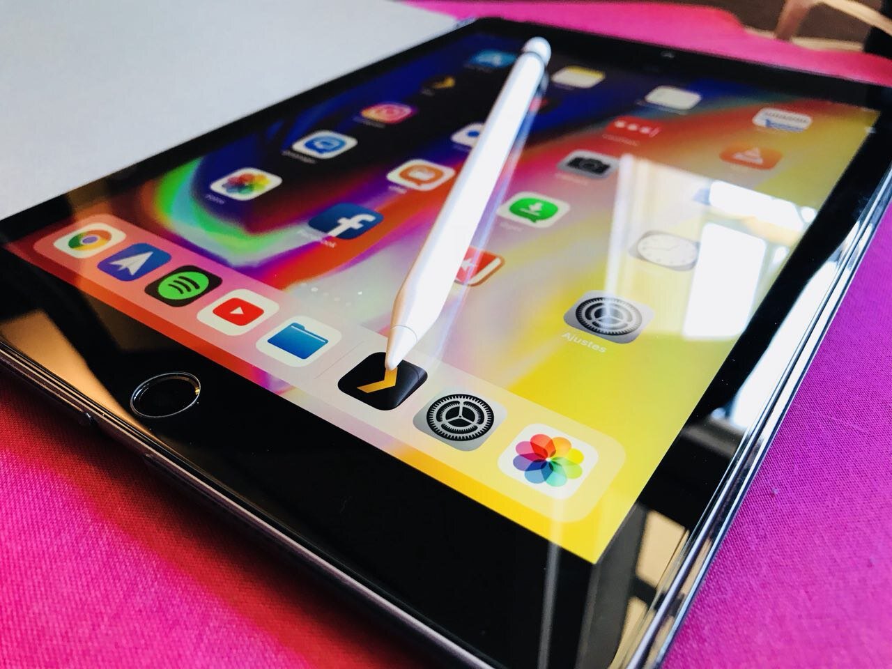 One more thing #71  Un iPhone, iPad 2018, Apple Pencil nuevos  By. @javireyes079