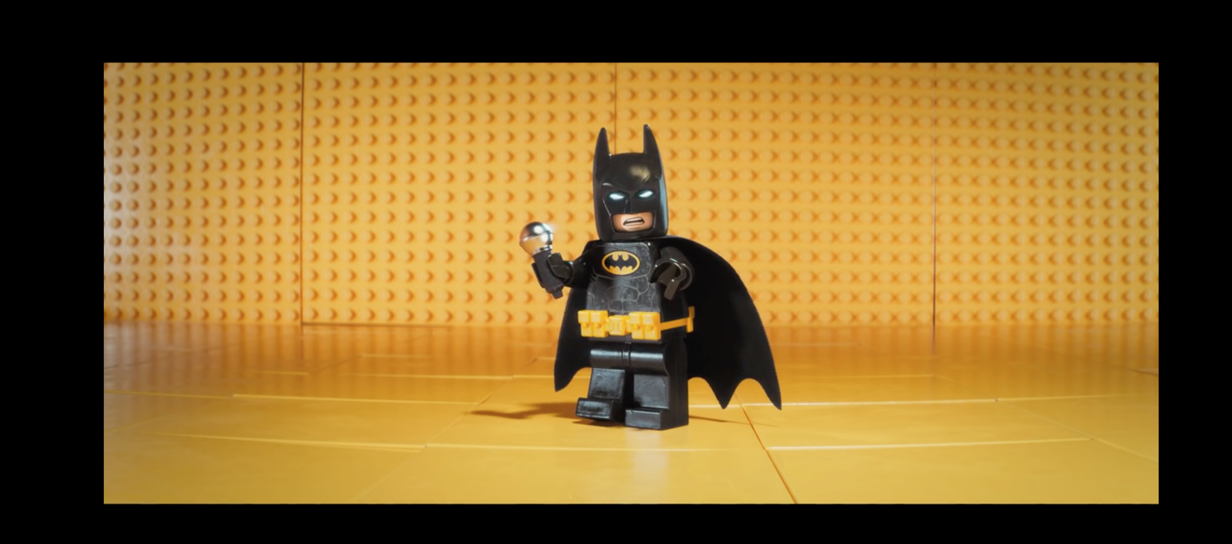 Siri promueve la película de LEGO Batman cuando dices : 