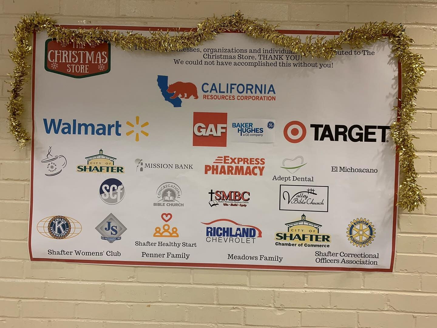 Thank You, to all the businesses, organizations, and individuals who contributed to the @shafterchristmasstore 🌲
&ldquo;The duty of helping one&rsquo;s self in the highest sense involves the helping of one&rsquo;s neighbors&rdquo;- Samuel Smiles 
#v