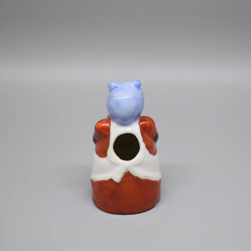 Standing TP holder 3.JPG