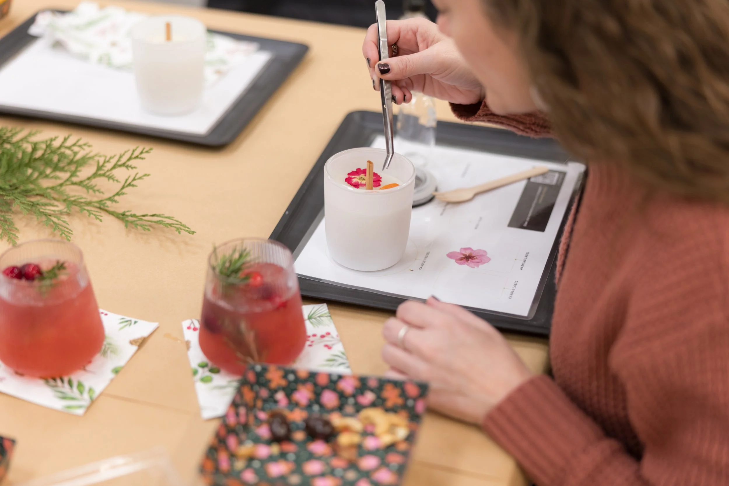 Pour & Prosecco: Pour One, Gift One