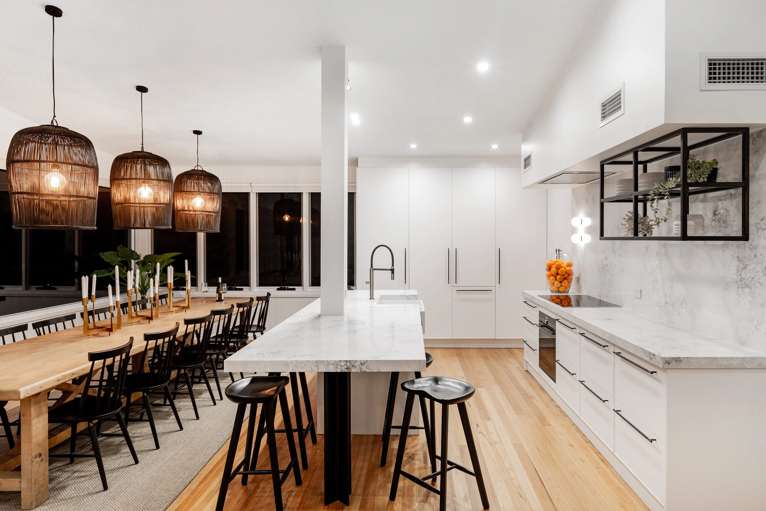 kitchen_dining_7.jpg
