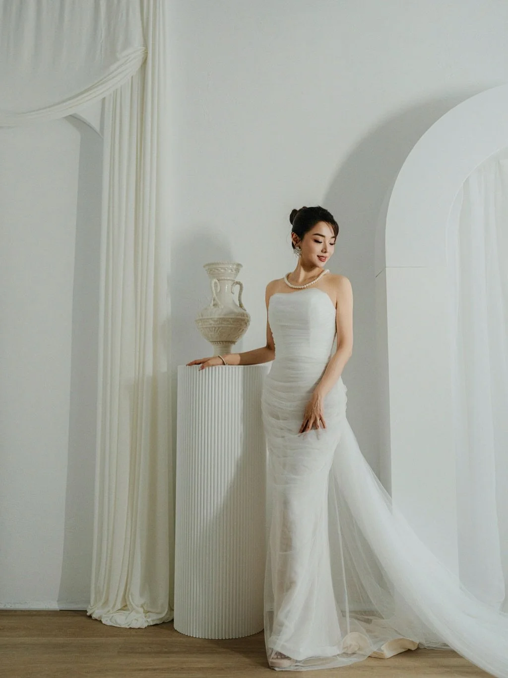 BRIDAL SERIES 💍
Captured by @louis.xee in Studio ONE ✧.*

Model: @yuqi_baby 
#duostudio #contentstudio