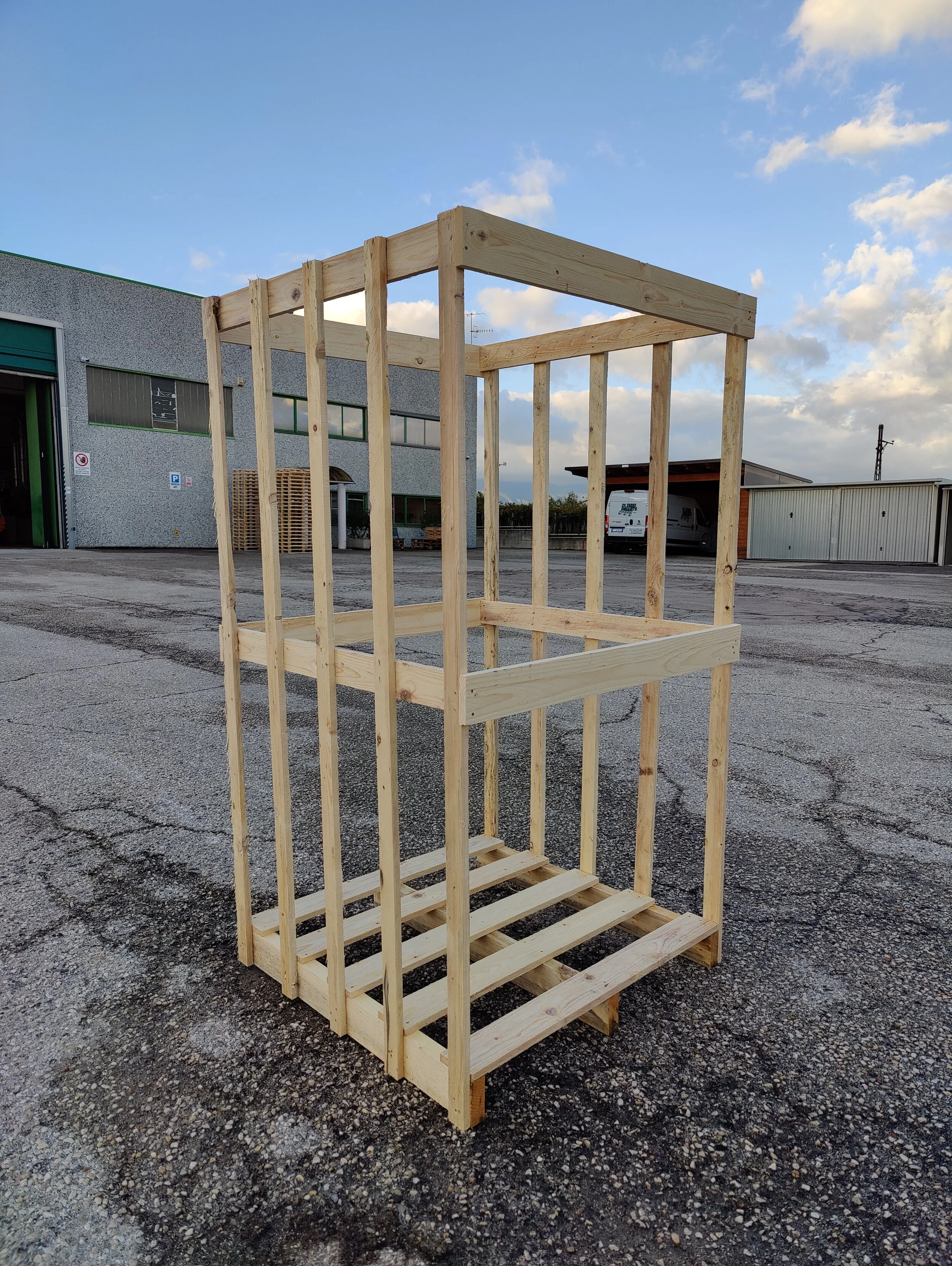 Gabbia per legna da ardere