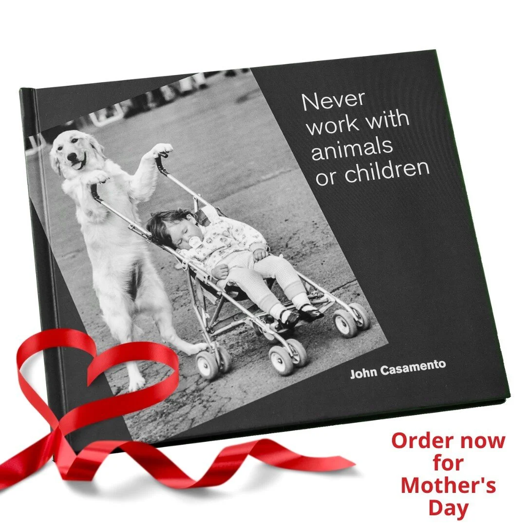 Delight mum, and help the ANZ Fontan Registry continue to help children and adults born with half a heart to live a normal and healthy life. 
Be sure to get your orders in for Mother's Day. 💞 

𝐅𝐑𝐄𝐄 𝐆𝐈𝐅𝐓 𝐖𝐑𝐀𝐏𝐏𝐈𝐍𝐆 𝐚𝐧𝐝 𝐩𝐞𝐫𝐬𝐨𝐧?