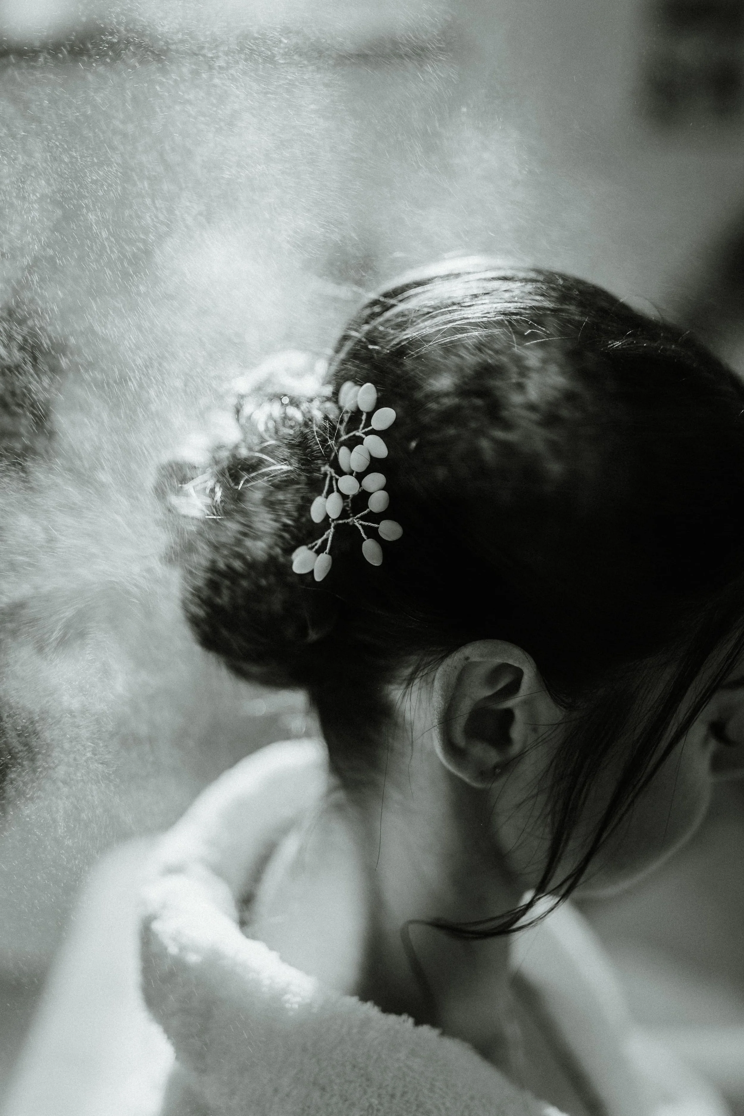preparatifs-mariee-coiffure-mariage-bretagne-le-saint-photographie.jpg
