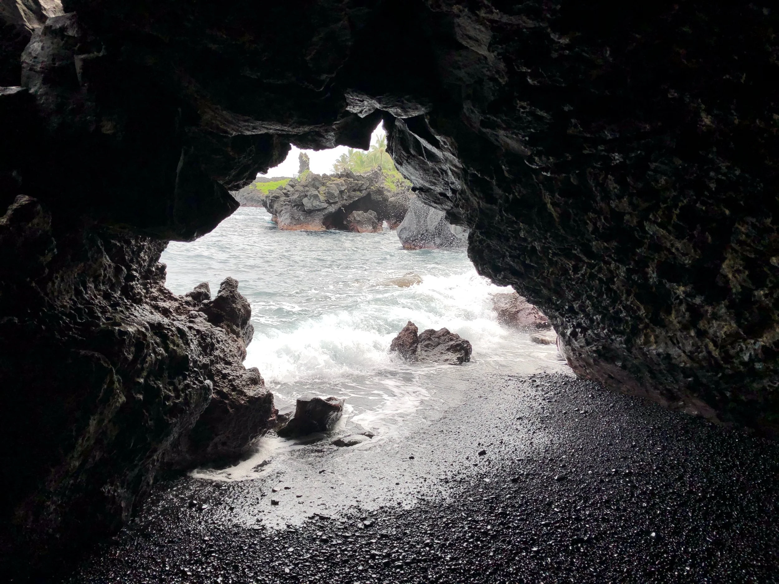 Maui ocean cave.jpeg
