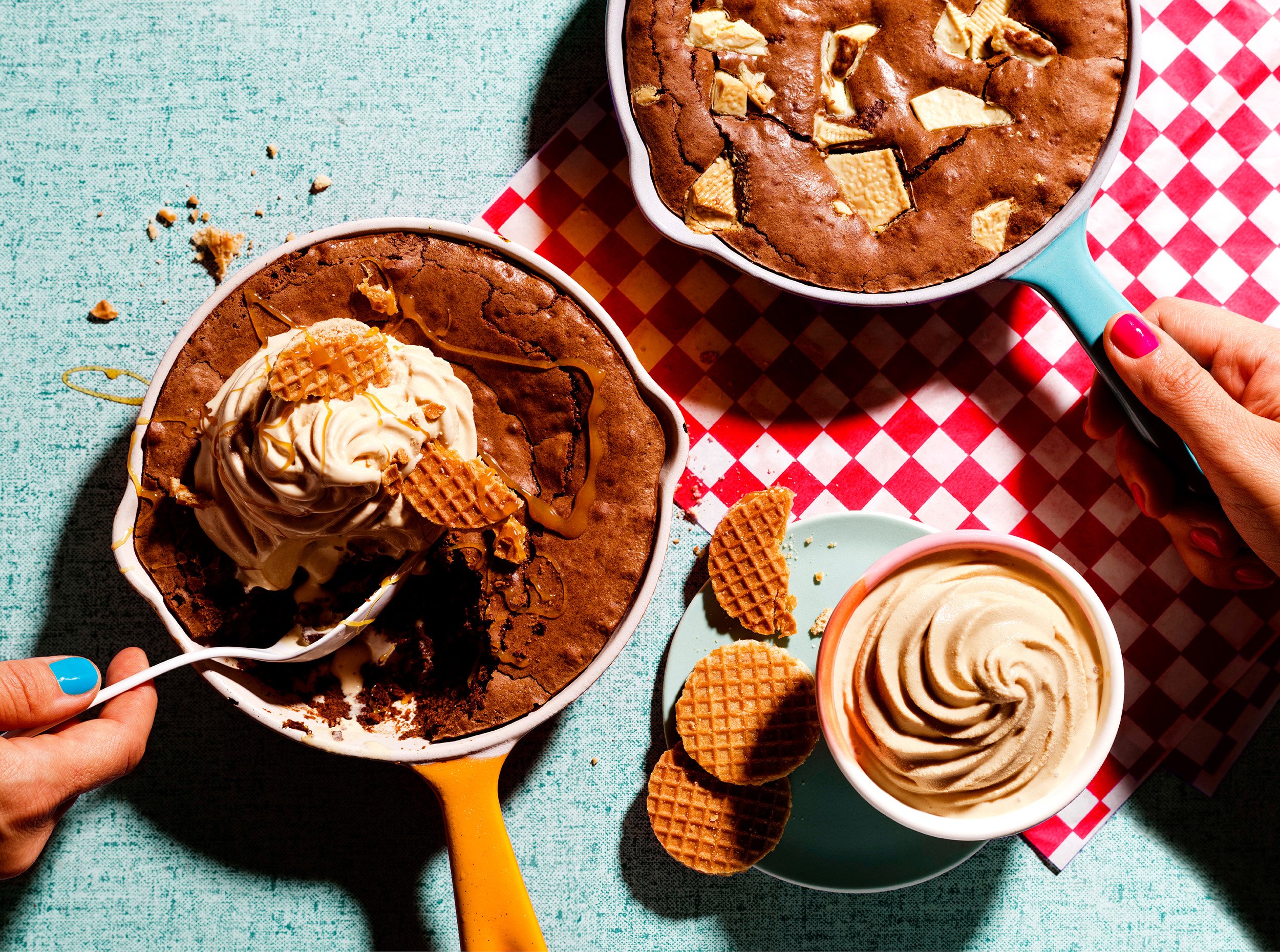 fwip-desserts-salted-caramel-and-brownie-skillet-cropped-RGB.jpg