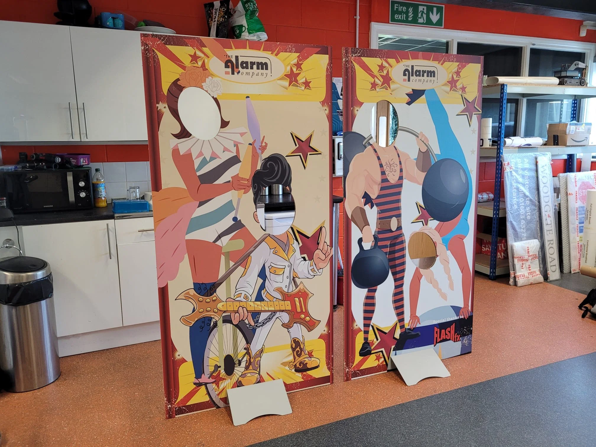 Cut out exhibition stand