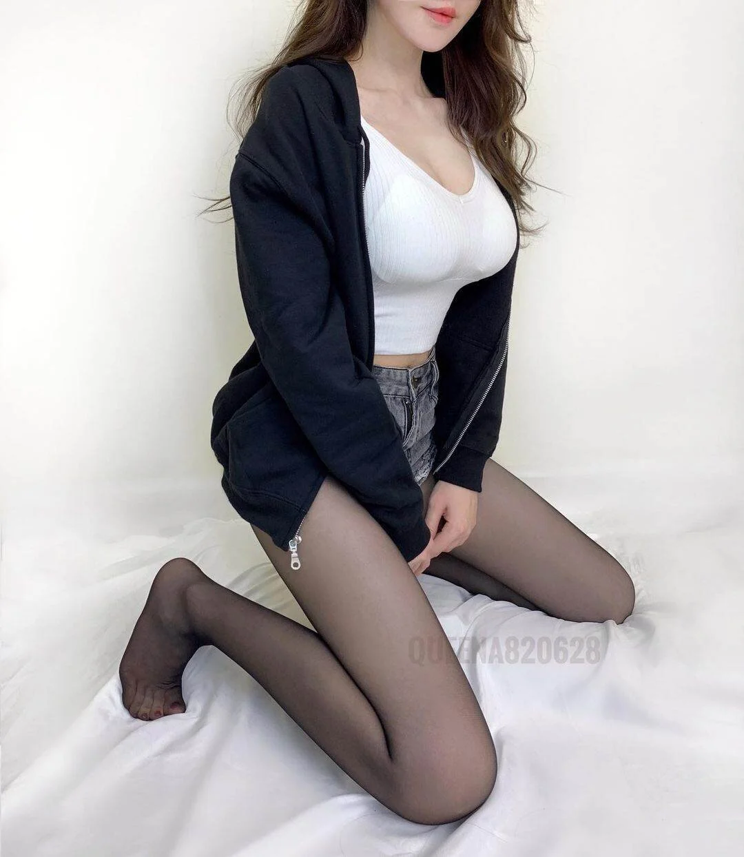 jablehk_queena820628_0019.jpg