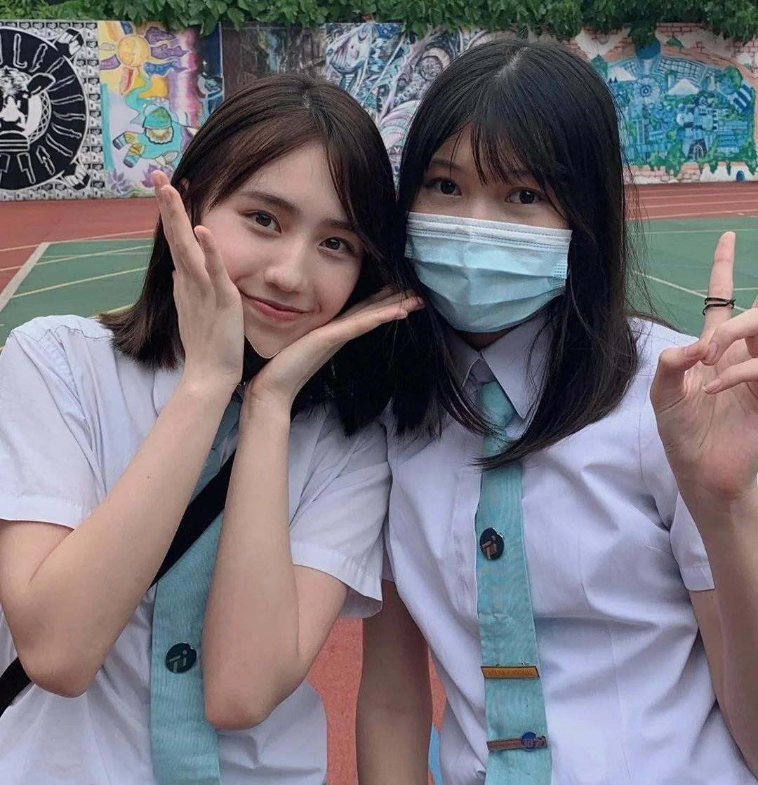 jable-hk school girls 1-0001.jpg