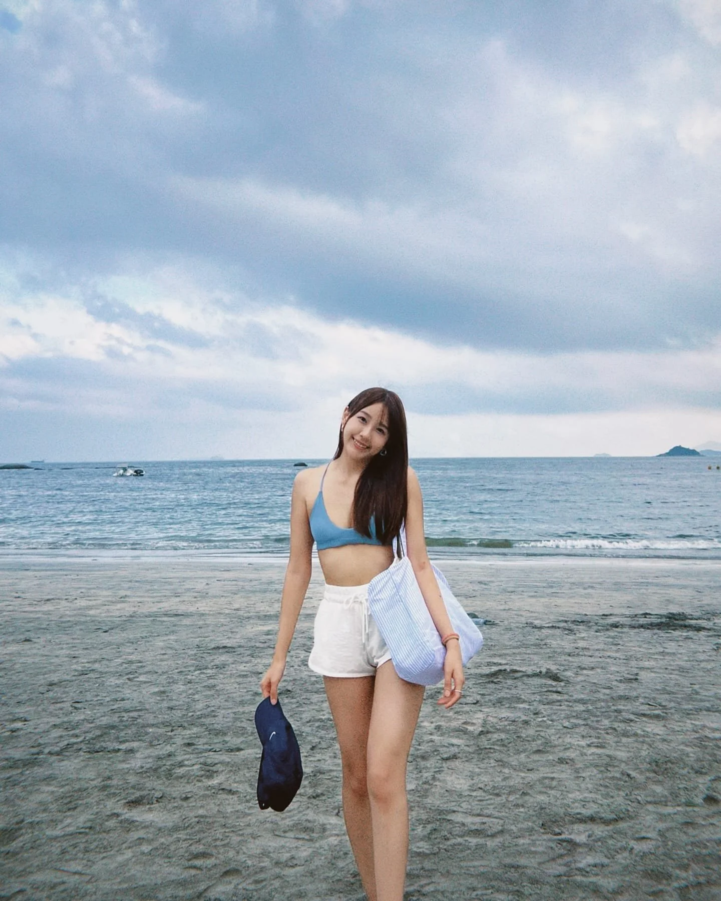 Jablehk-hongkonggirl116-002.jpg