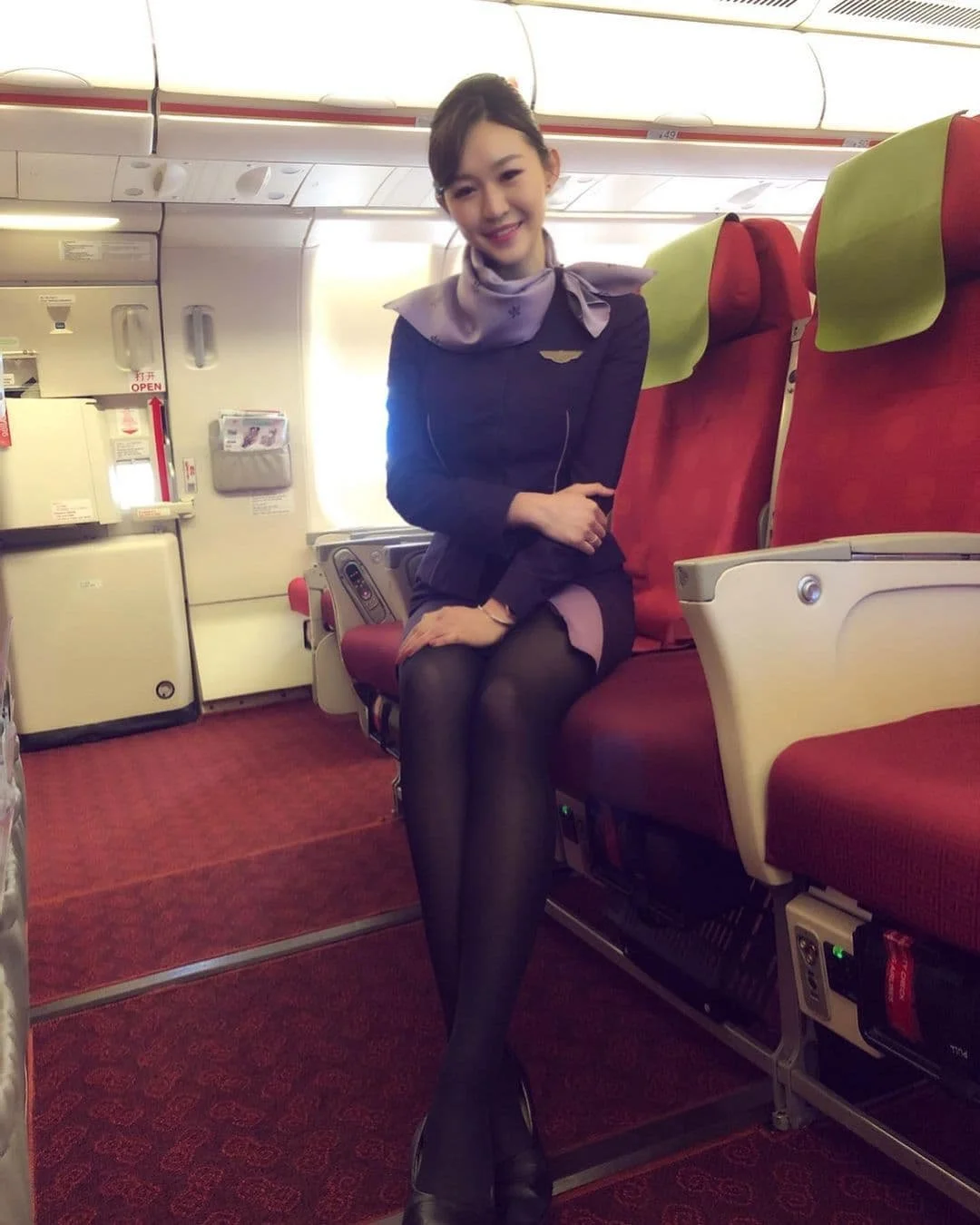 jablehk-v1-hkcabincrew-s7-013.jpg