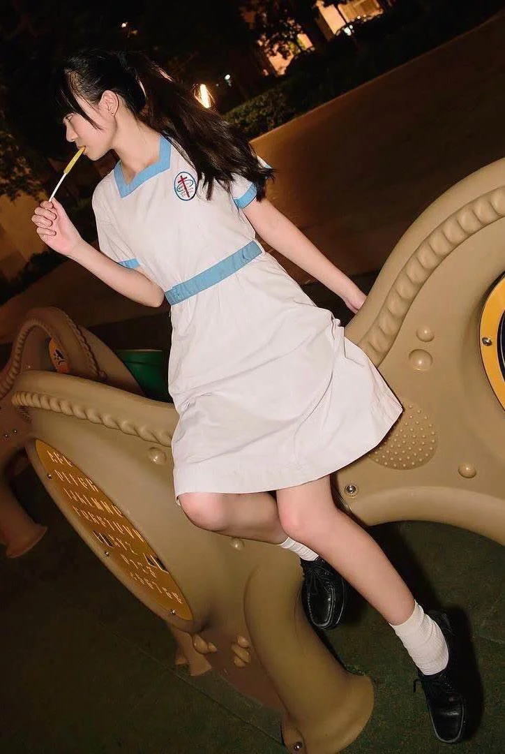 jable-hk school girls 1-0016.jpg