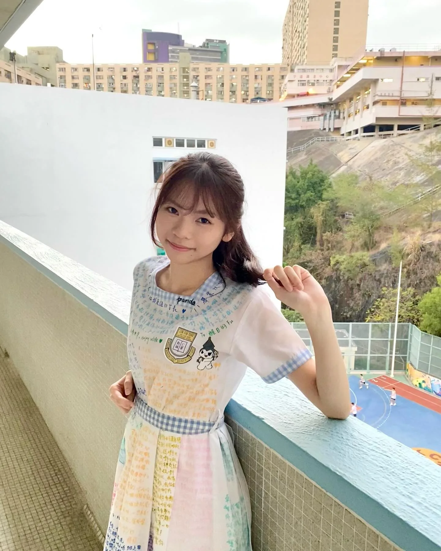 Jablehk-hongkongschoolgirl8-011.jpg