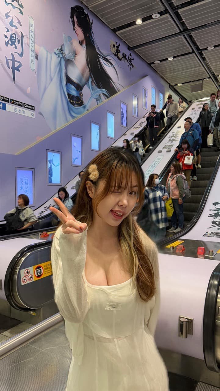 Jablehk-lokyiu0609_-020 Large.jpeg