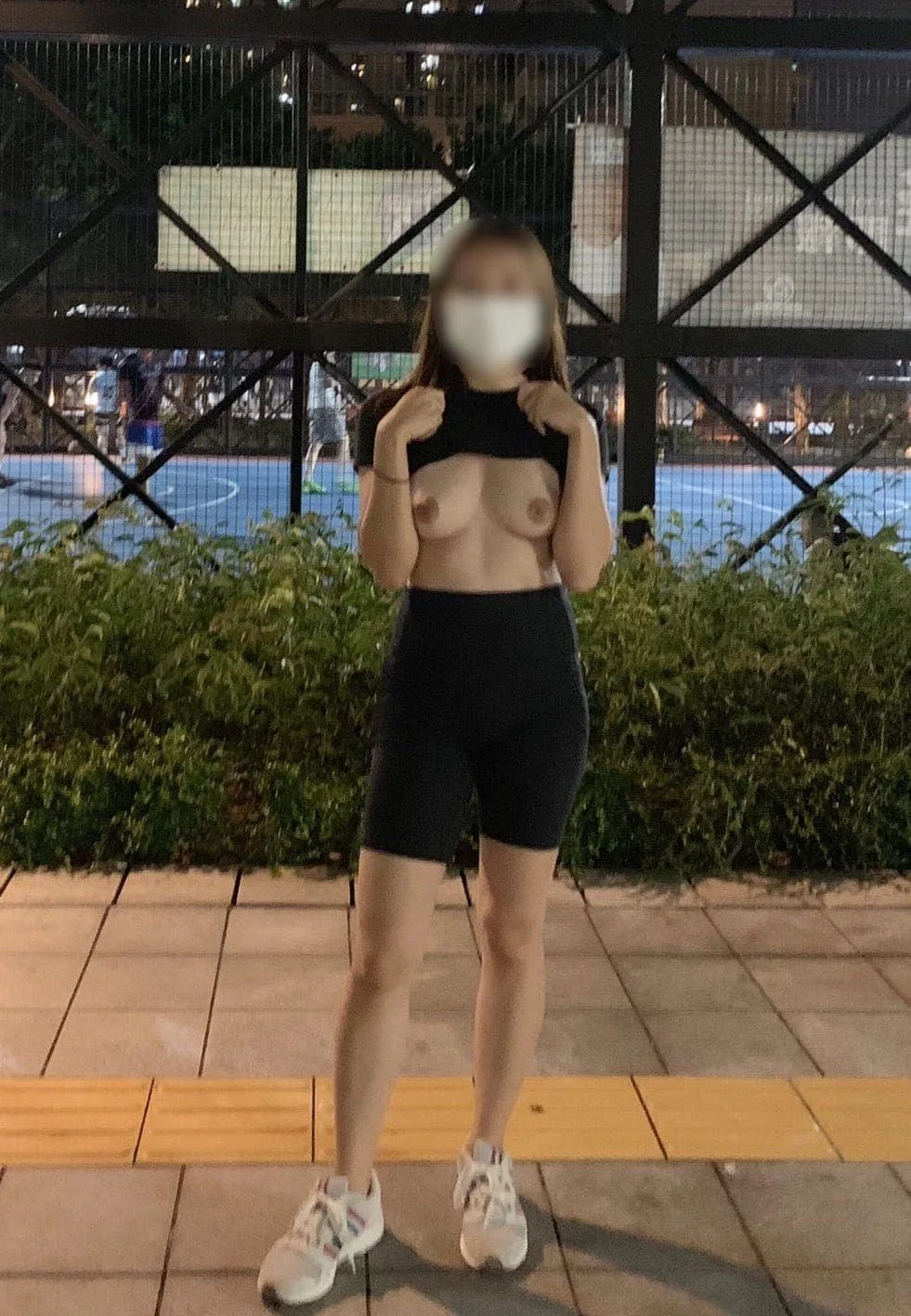 pro-preview-hk-adult-025.jpg