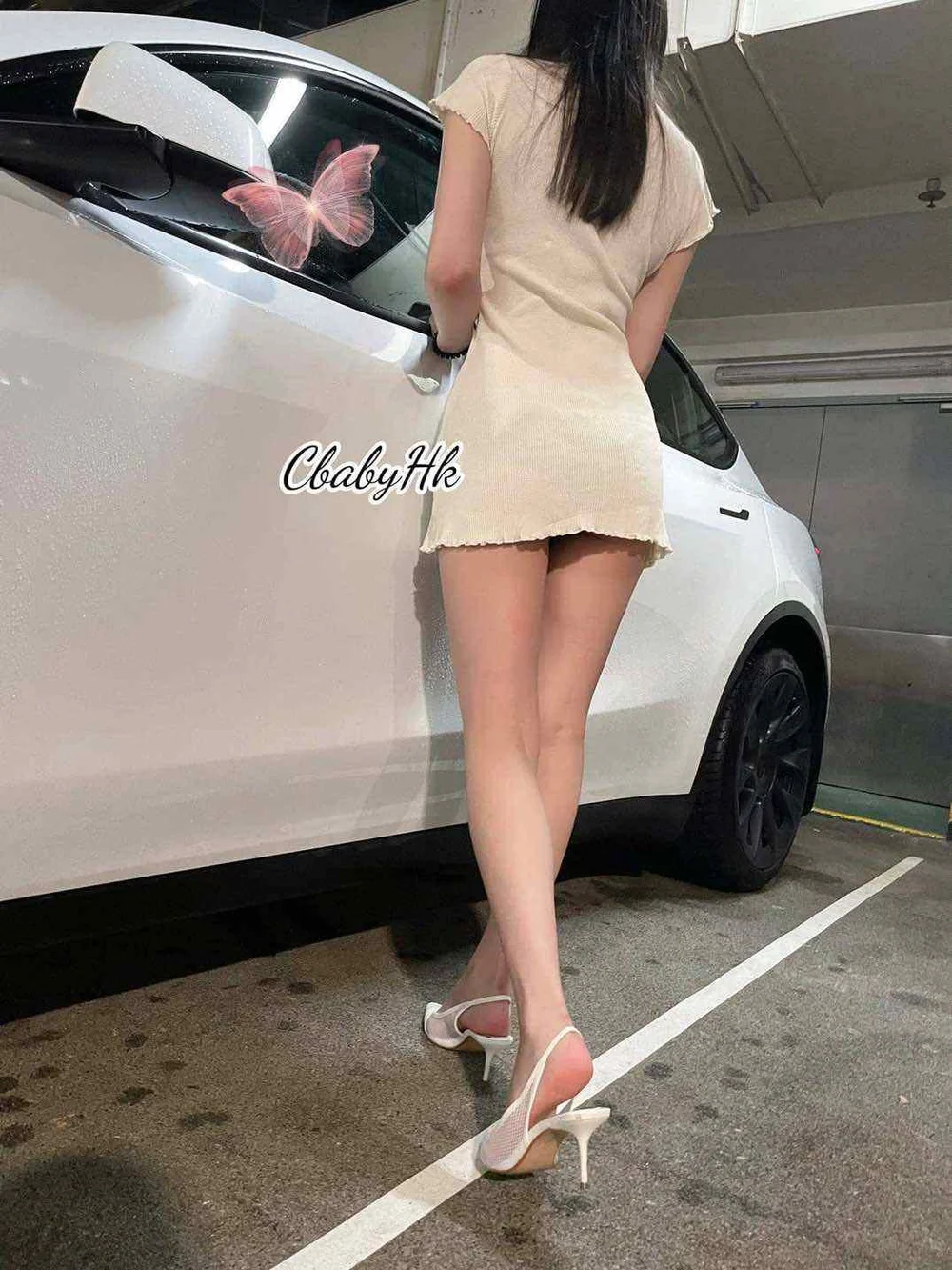 裙走光 長腿港女CbabyHk短裙走光自拍｜腿控必睇- Jablehk