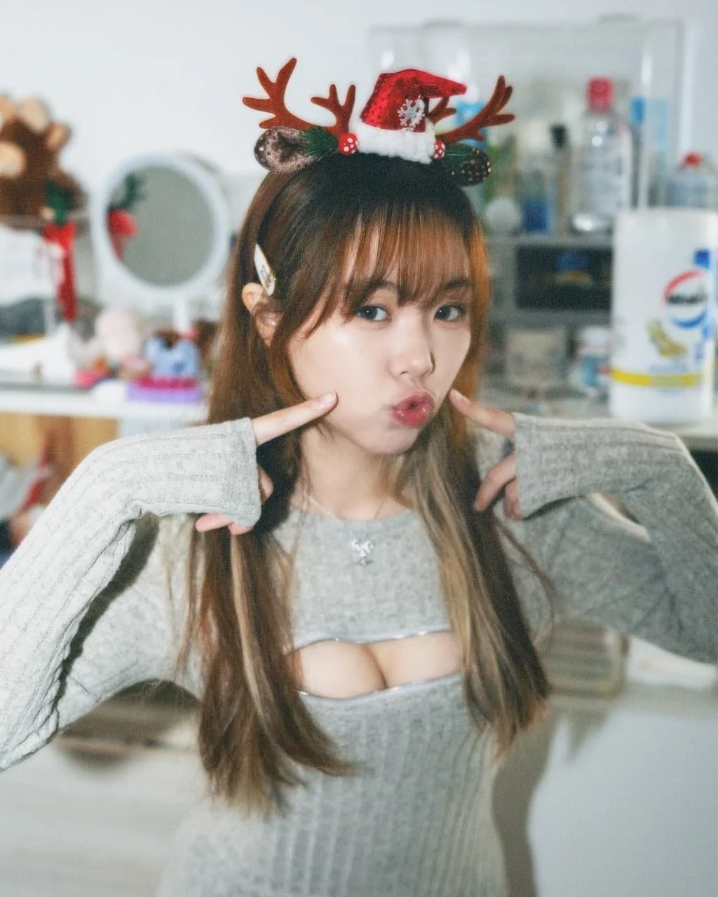 Jablehk-lokyiu0609_-003 Large.jpeg