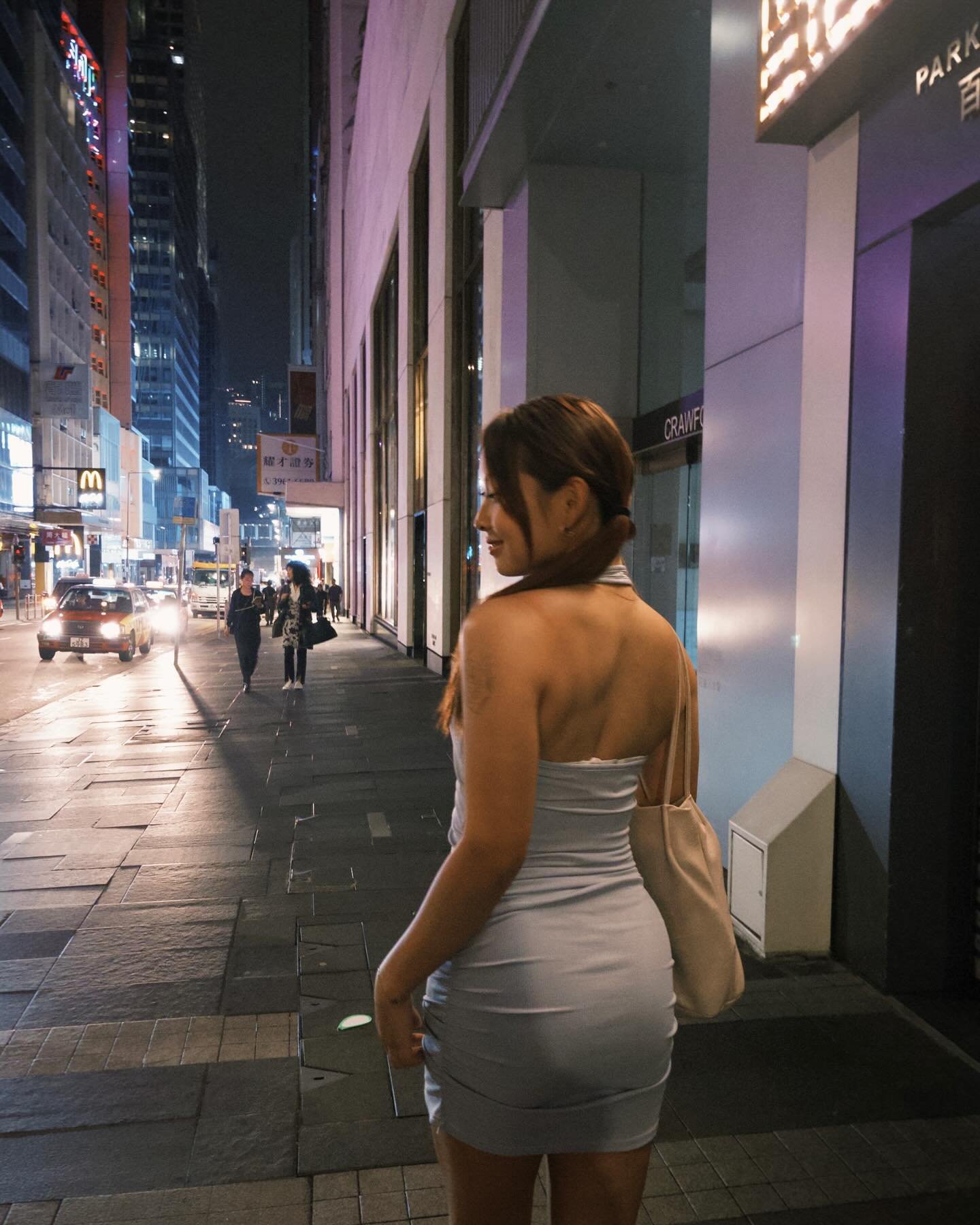 Jablehk-hongkonggirl114-001.jpg