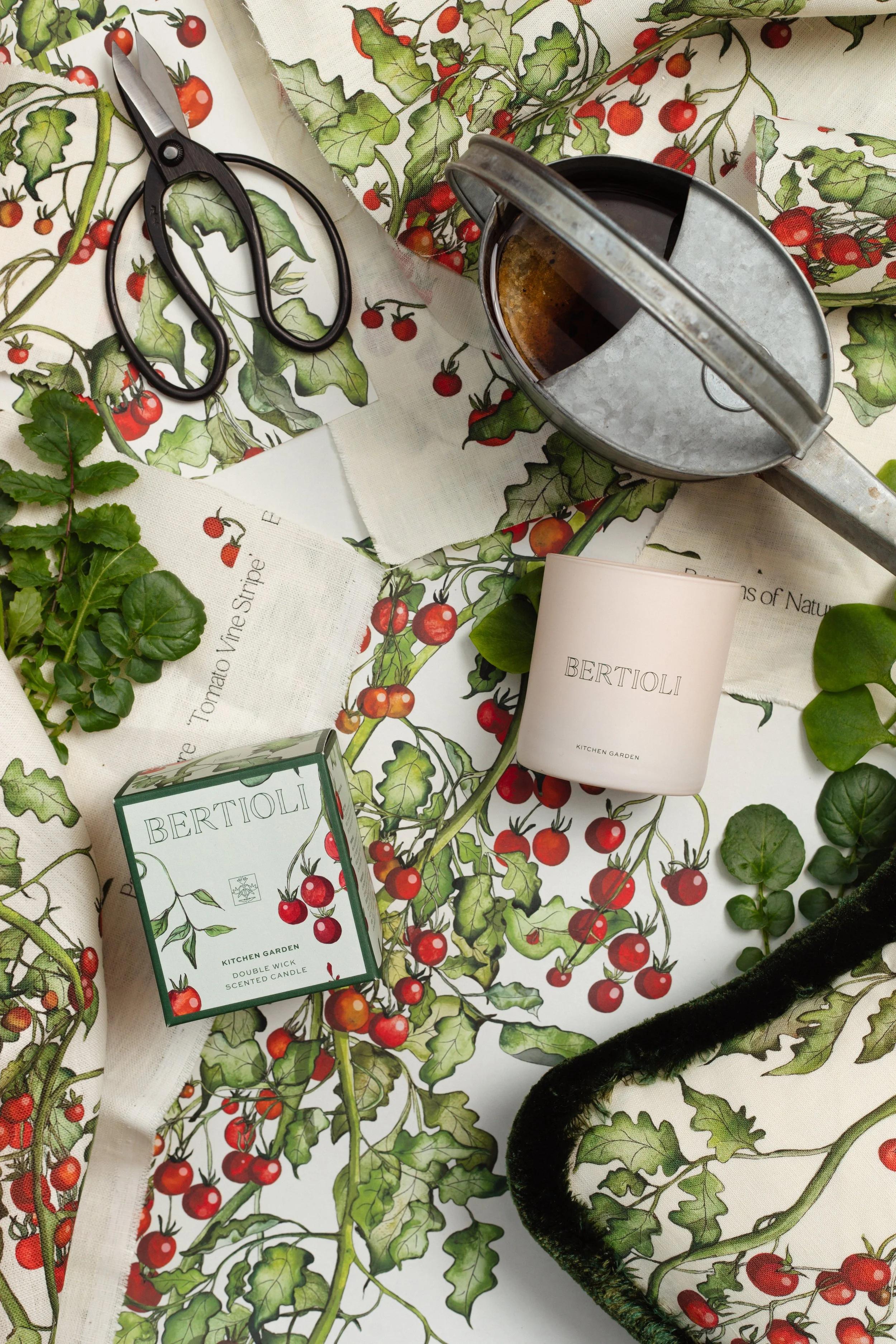 Bertioli-KitchenGarden-Candle-Flatlay-FreddieEllams-4.jpg