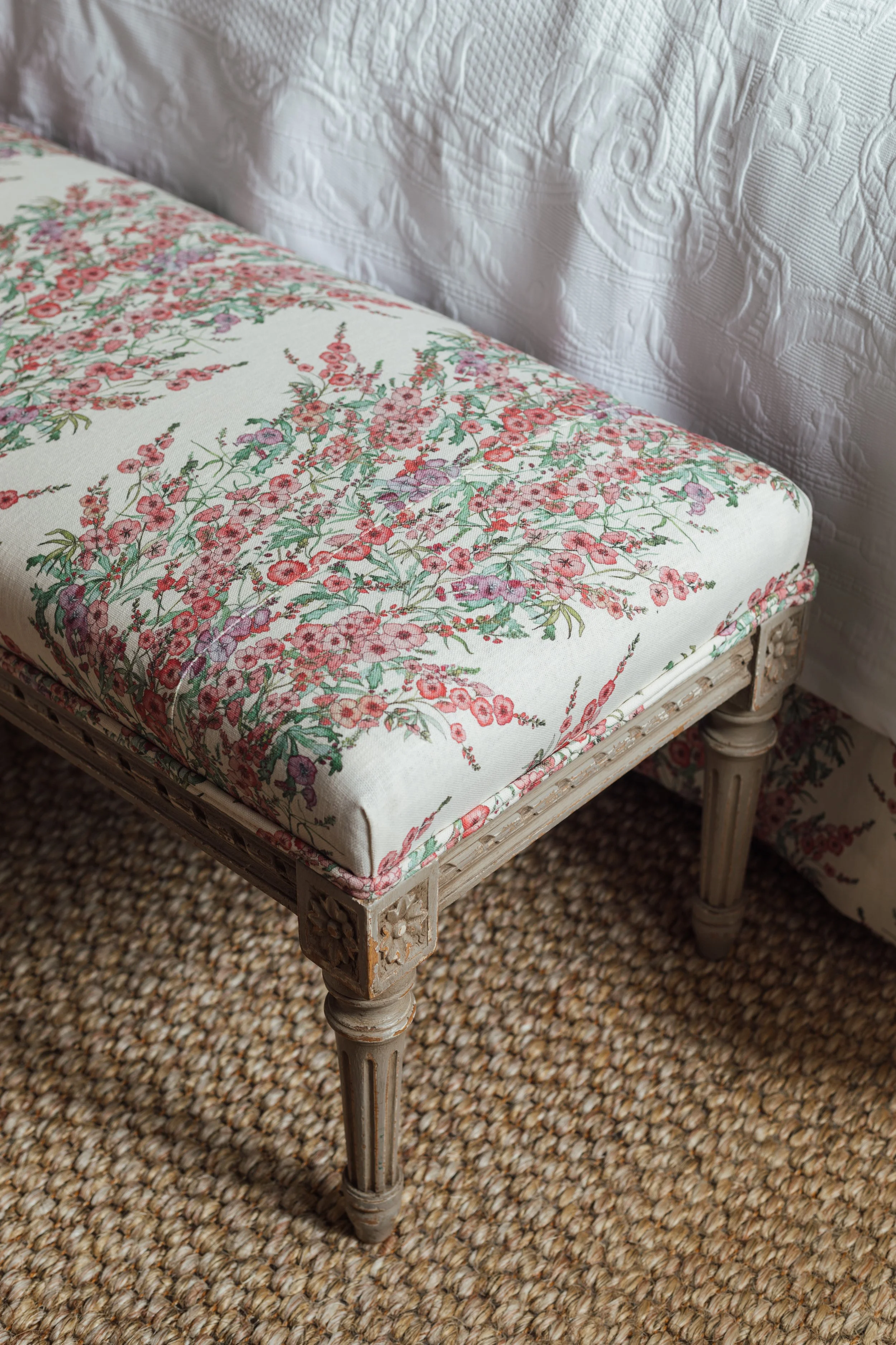Thyme-Elegant-Sidalcea-FootStool-FreddieEllams.jpg