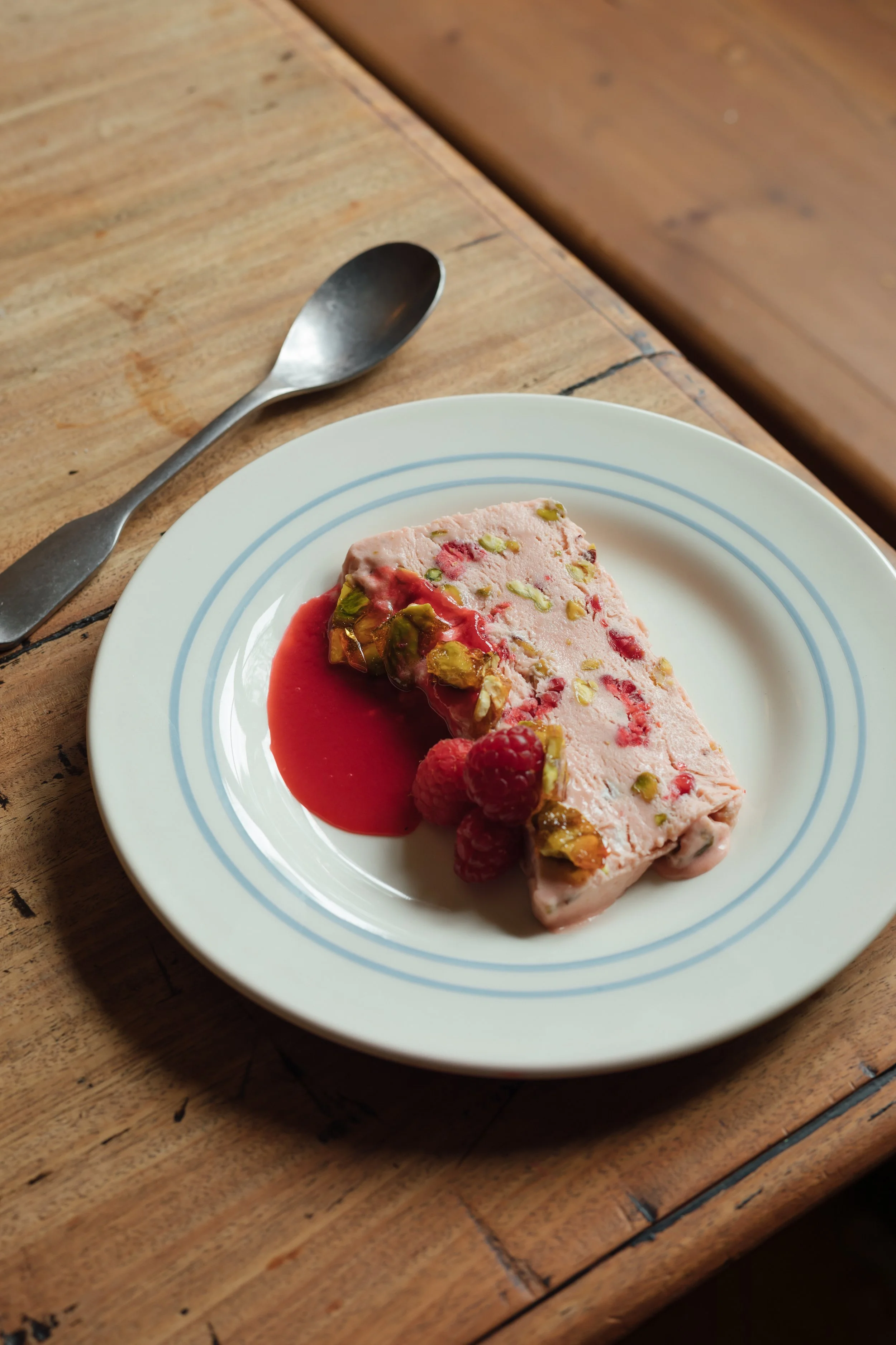 TheSwan-Raspberry-Pistachio-Parfait-FreddieEllams-1.jpg