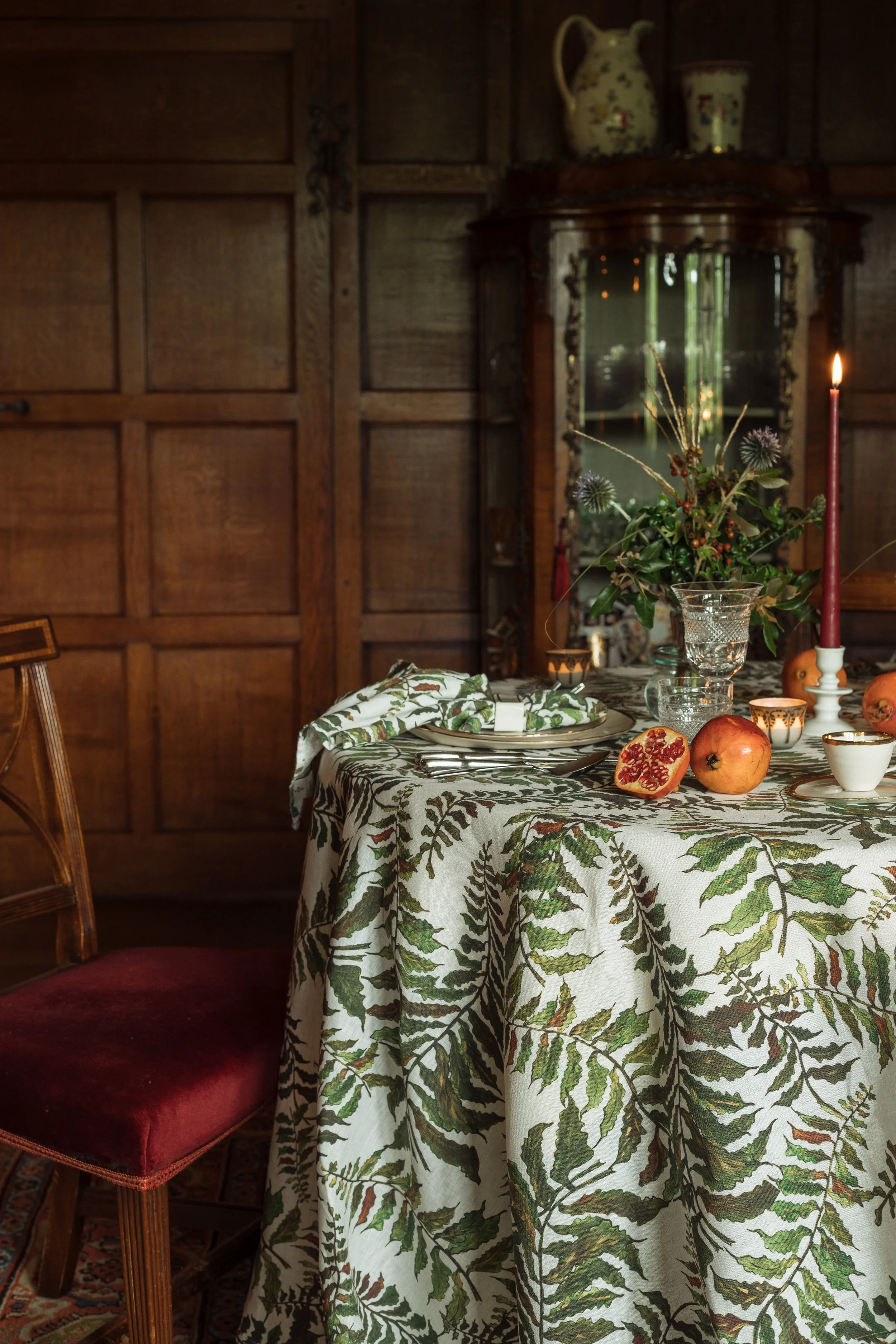 Bertioli-Christmas-TableLinen-Fern-FreddieEllams.jpg